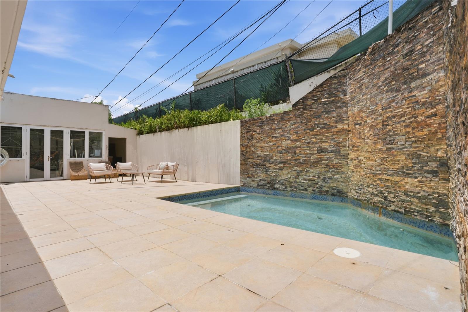 12-11 Calle Segovia Property Photo 20