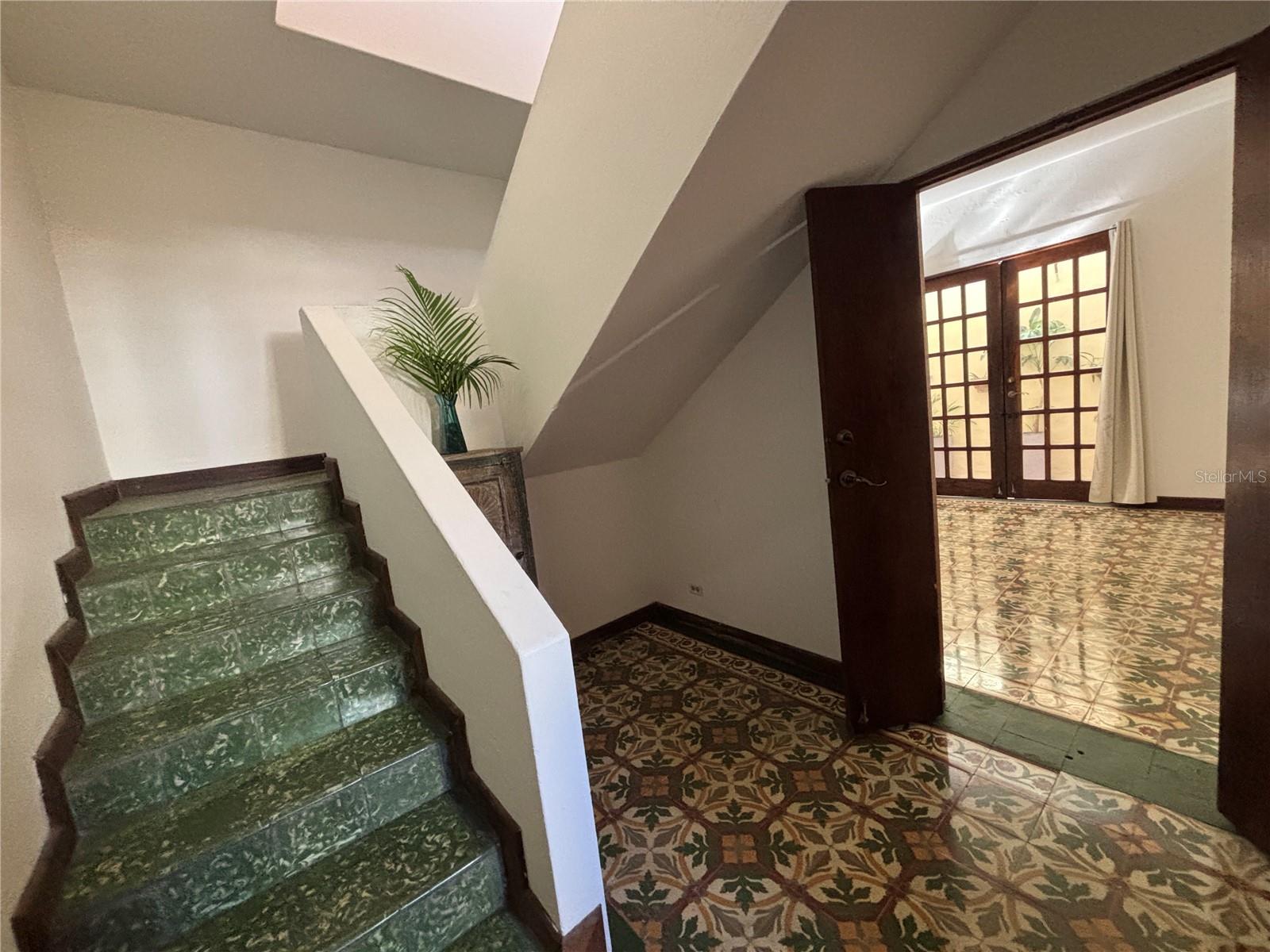456 Calle Saldaña Property Photo 33