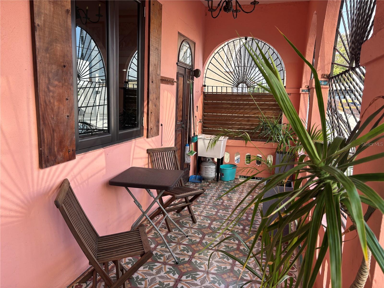 456 Calle Saldaña Property Photo 48