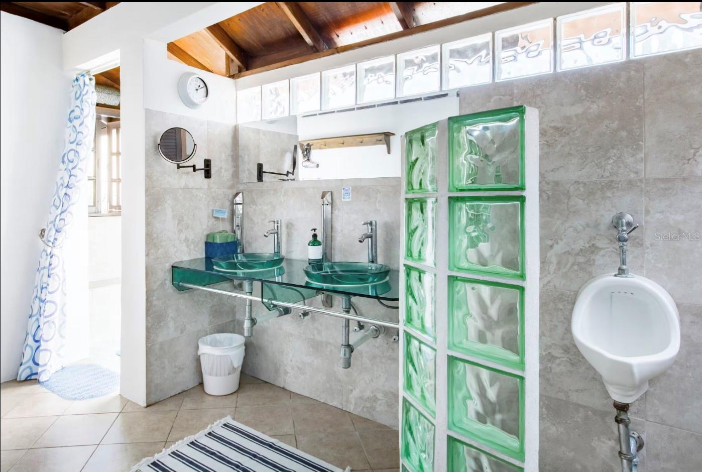 456 Calle Saldaña Property Photo 78