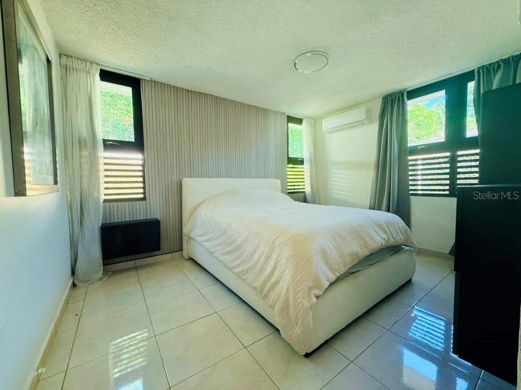 292 Valladolid Property Photo 7