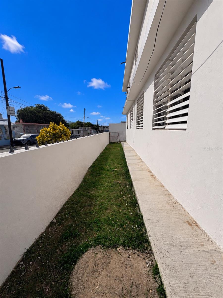 7 C-12 Property Photo 4