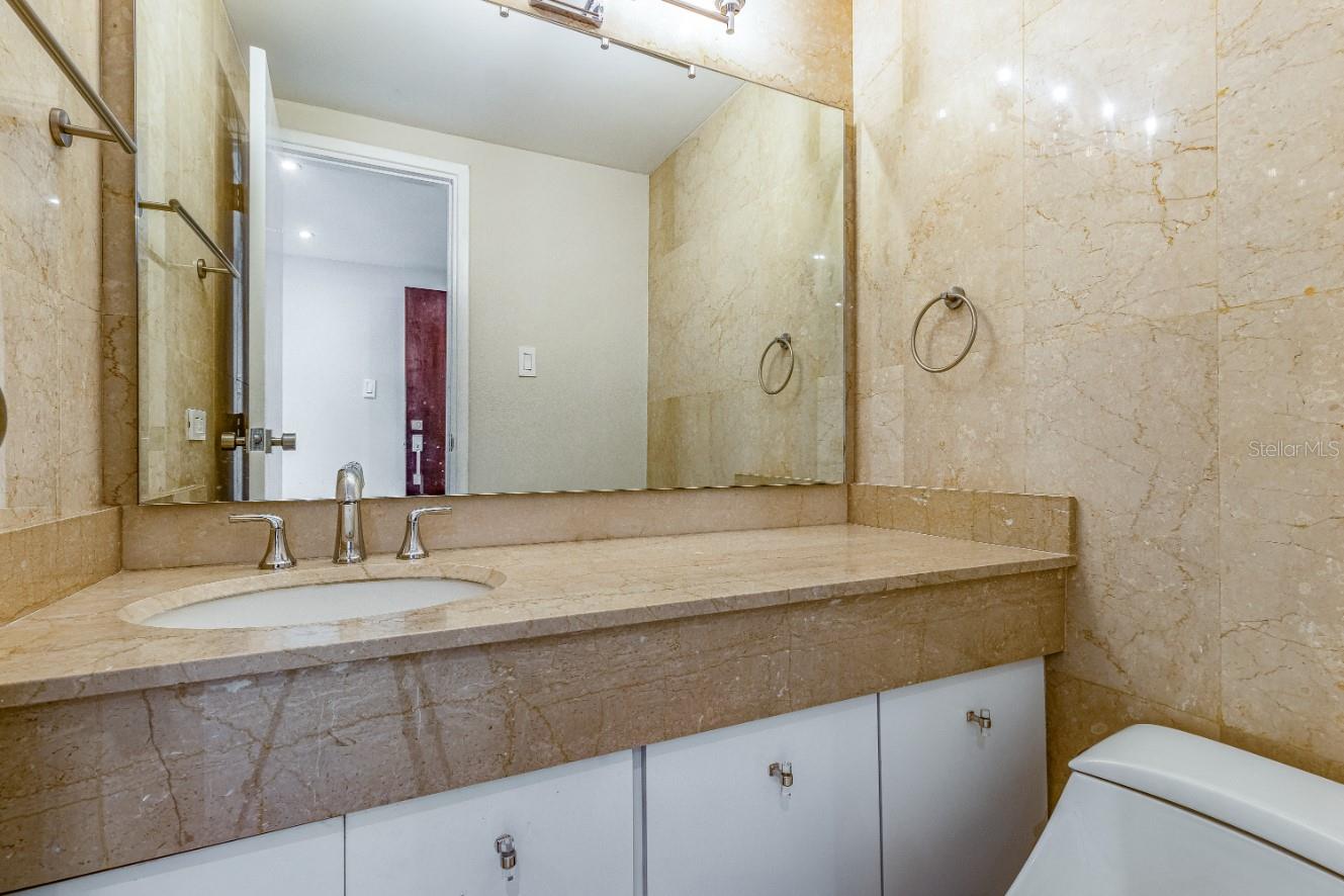 1507 Ashford Ave. #1002 Property Photo 22