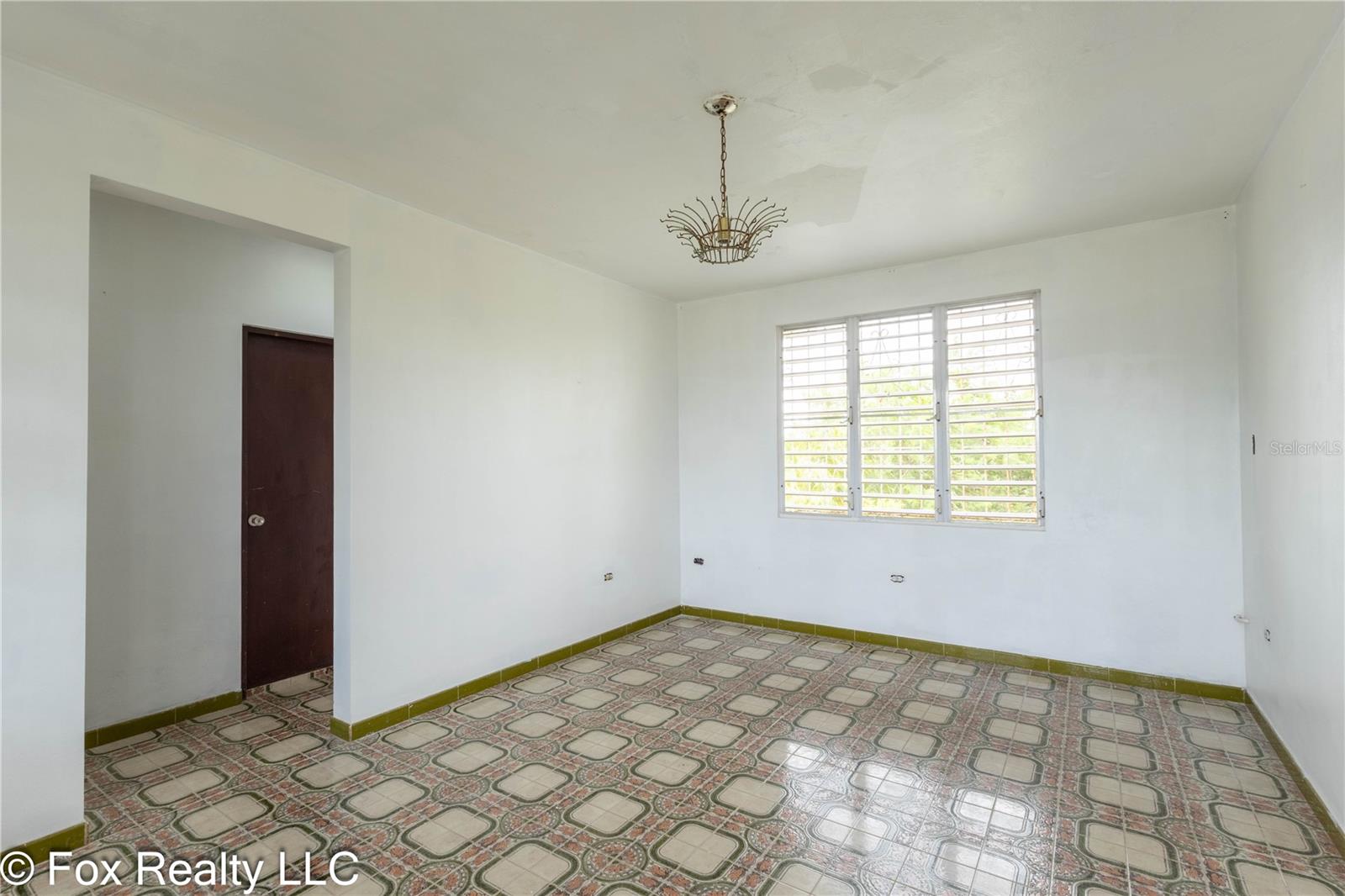 Solar B Avenida Maria Bettega Property Photo 7