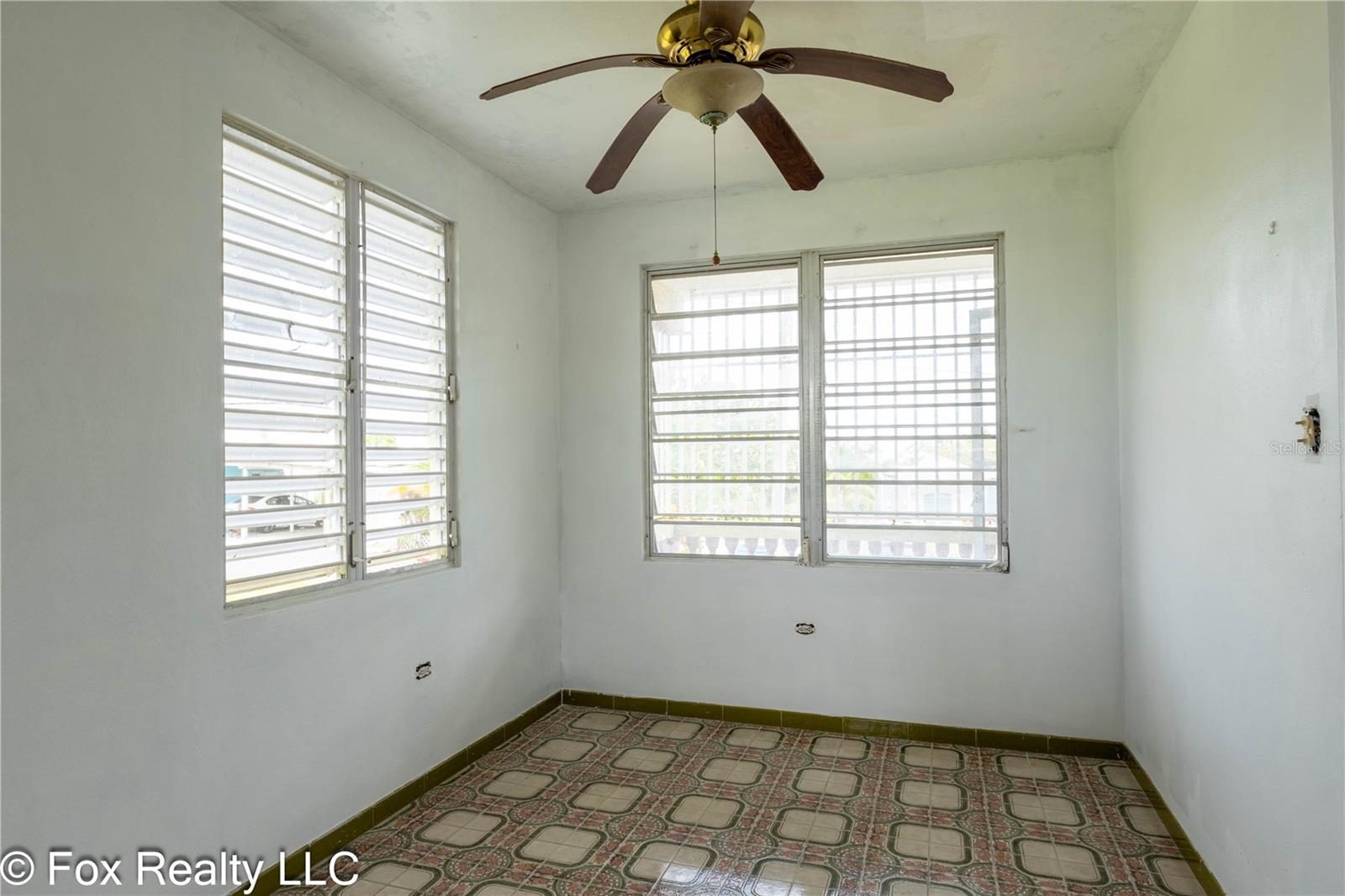 Solar B Avenida Maria Bettega Property Photo 9