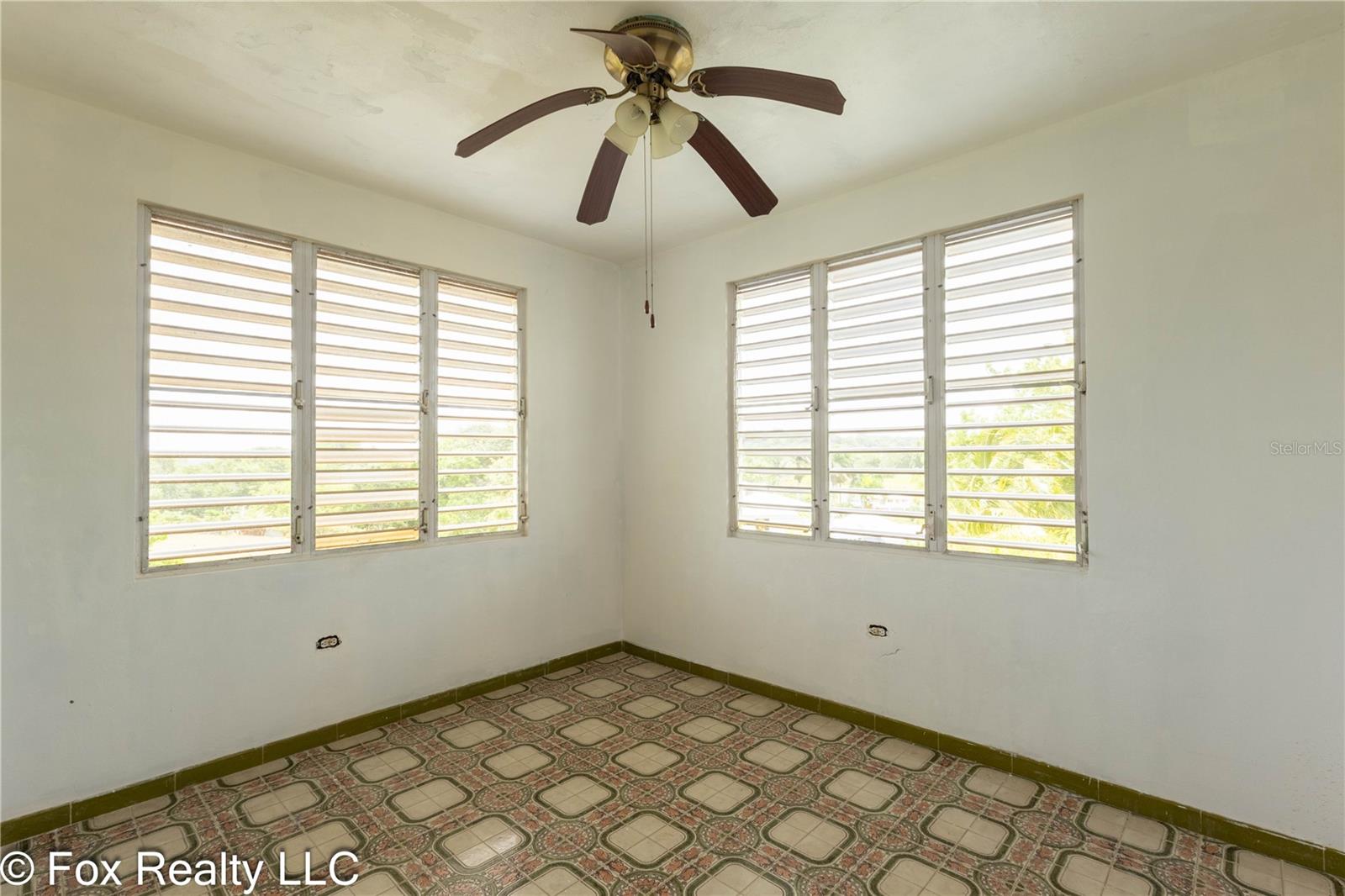 Solar B Avenida Maria Bettega Property Photo 10