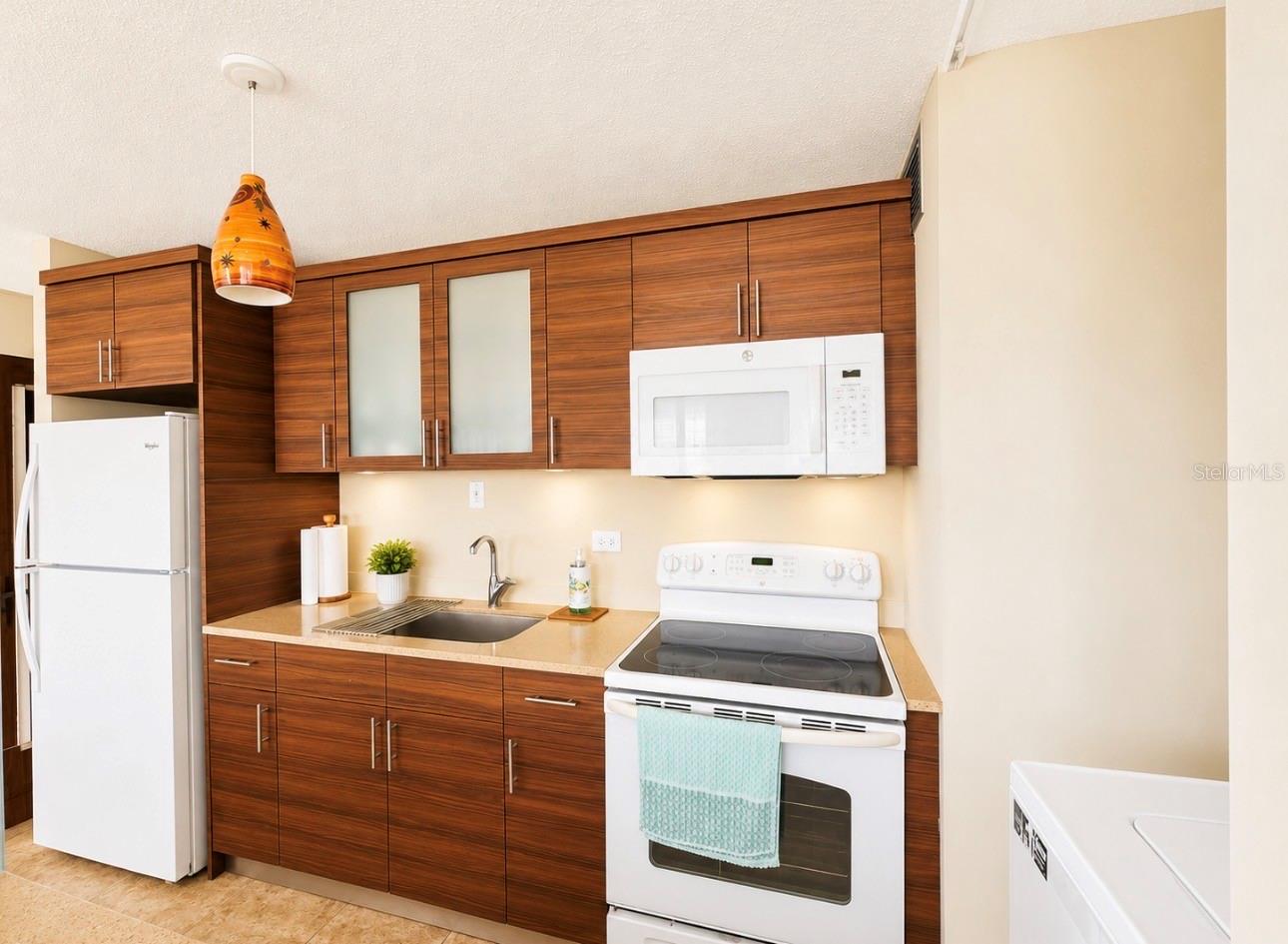 Ocean Drive Playa Azul #90 Property Photo 5