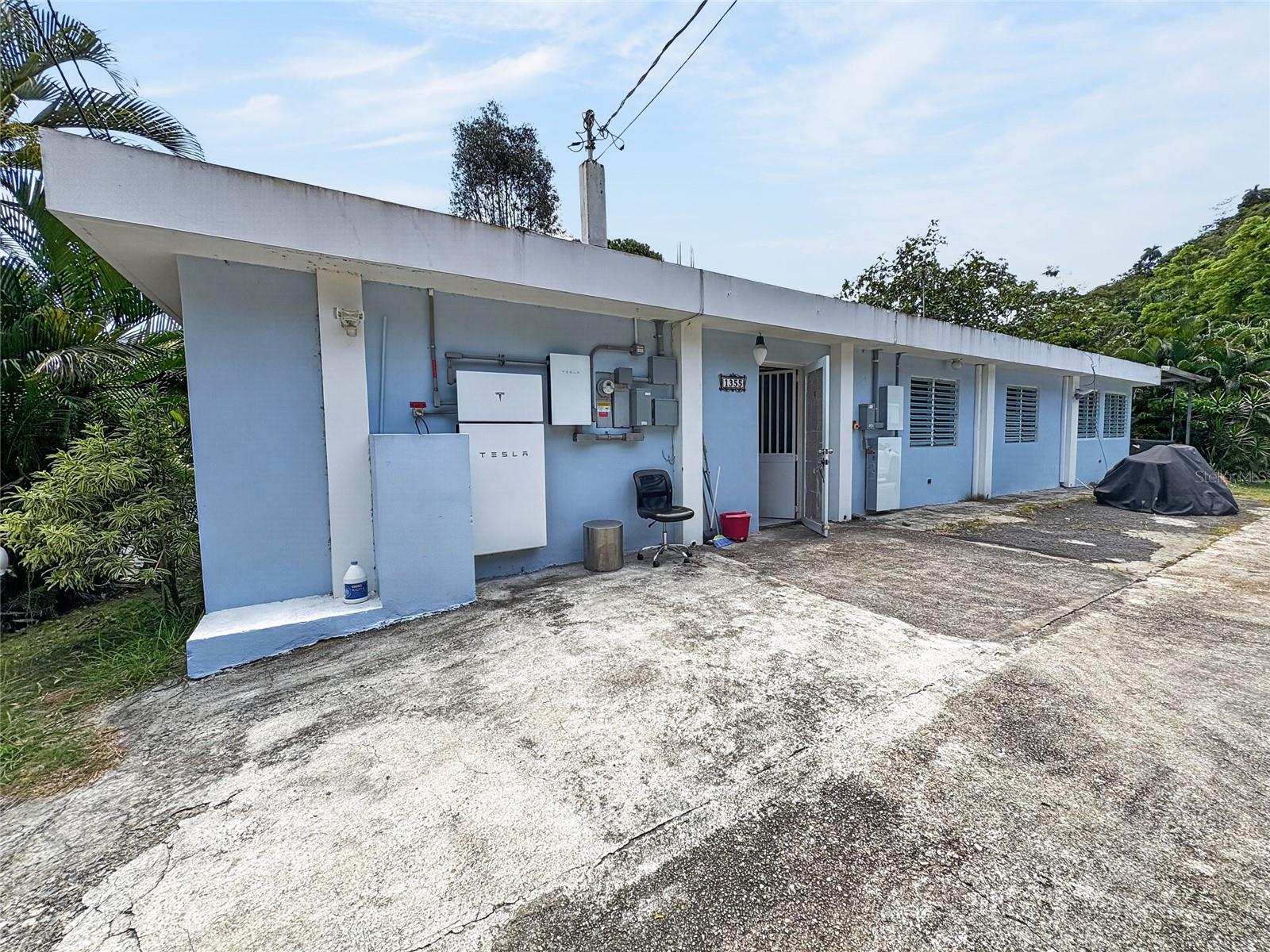 PR9122882 Property Photo 1