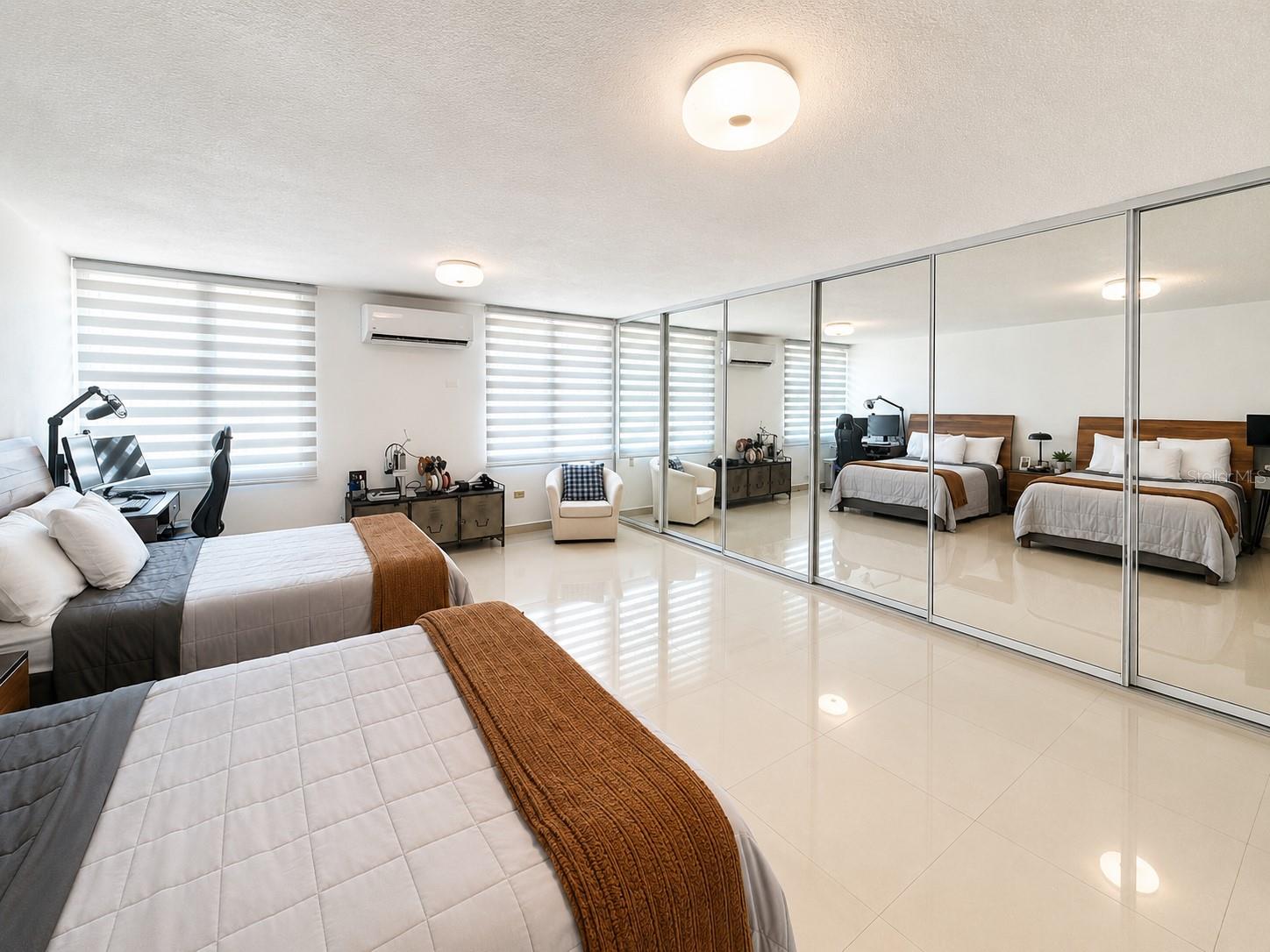 B7 Calle Industria Property Photo 21