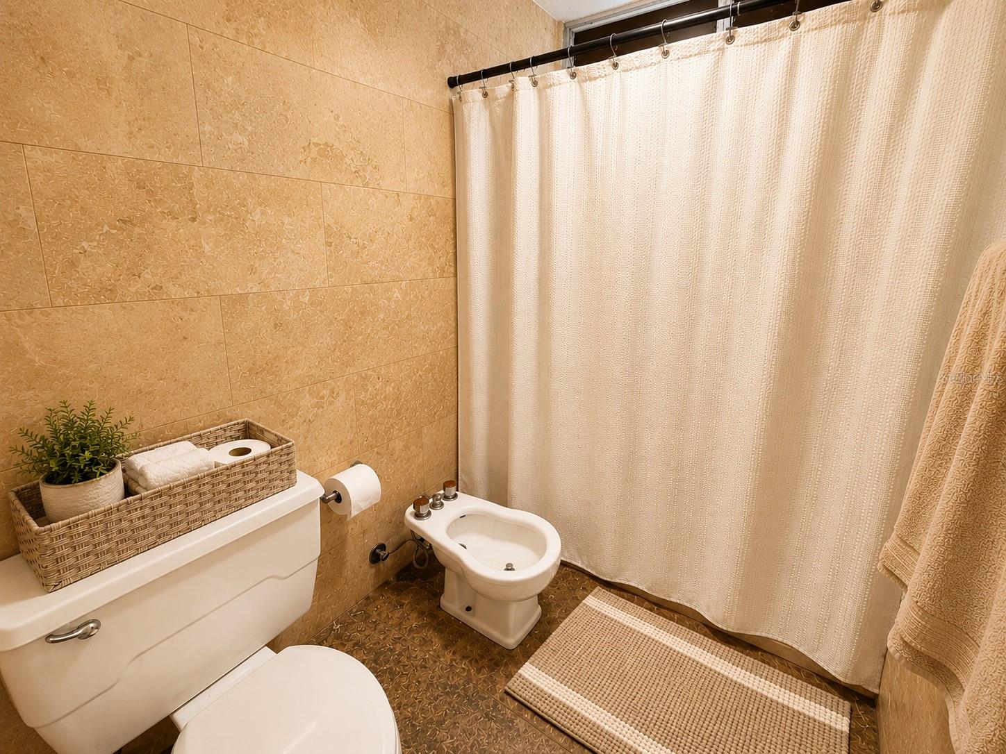 B7 Calle Industria Property Photo 26