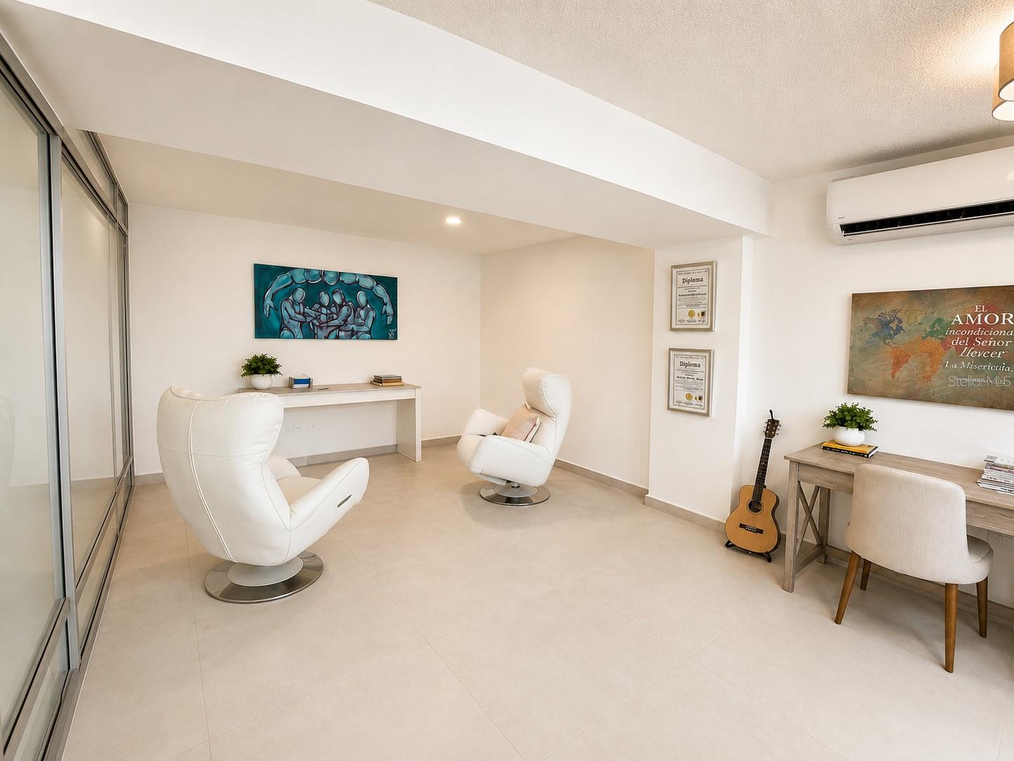 B7 Calle Industria Property Photo 37