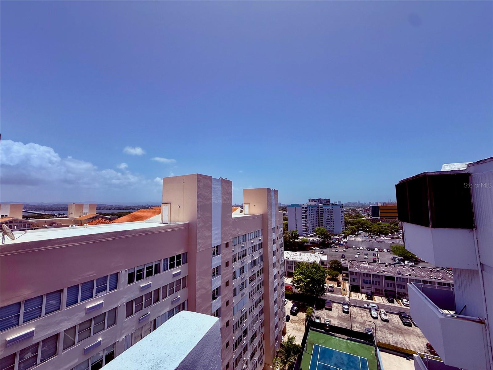 6400 Isla Verde Ave #12j Property Photo 11