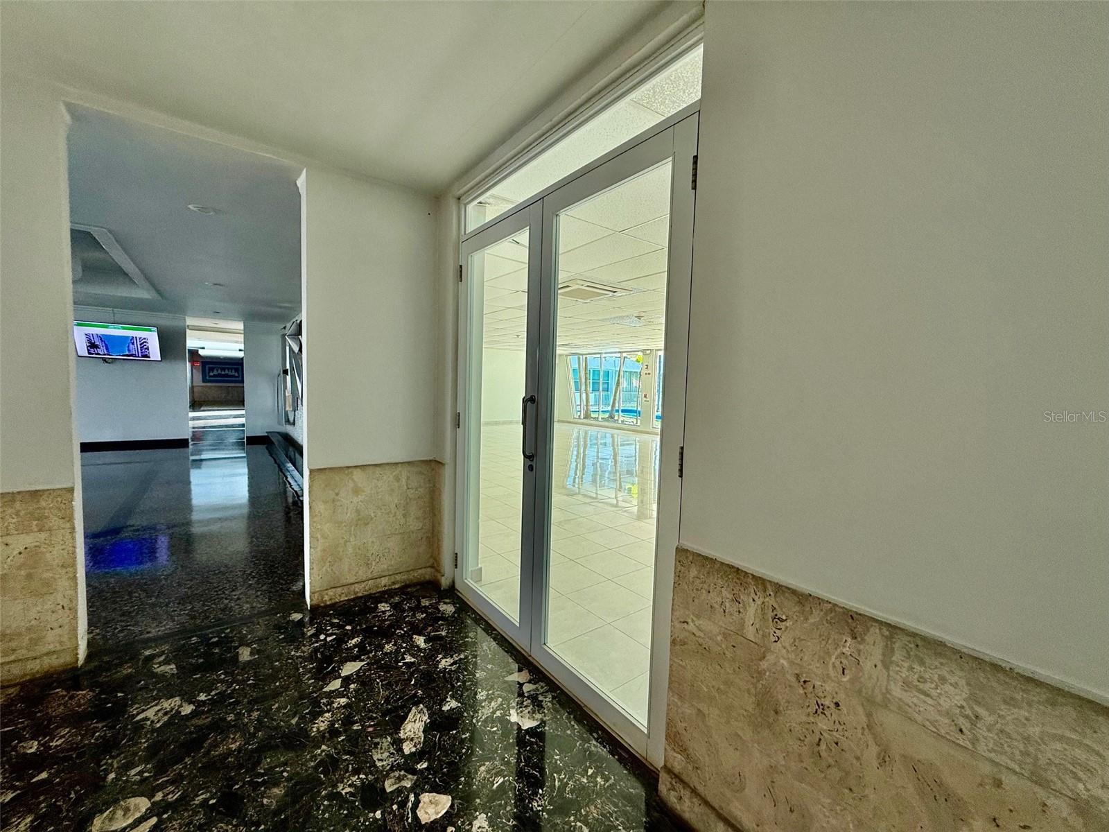 6400 Isla Verde Ave #12j Property Photo 38