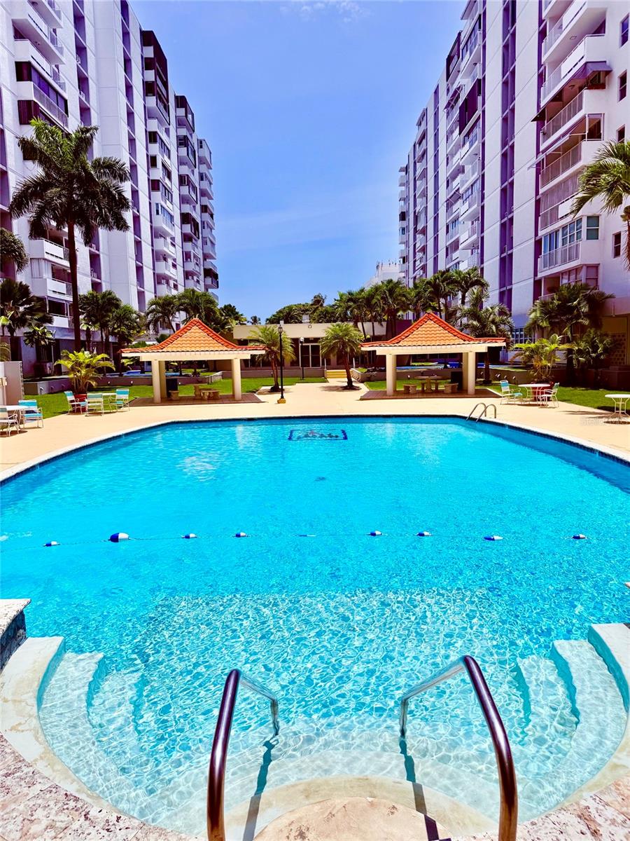 6400 Isla Verde Ave #12j Property Photo 43