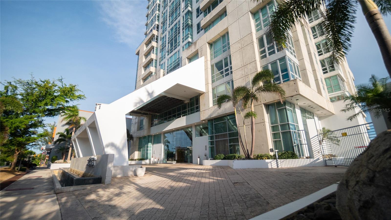 404 Ave Constitucion Atlantis #904 Property Photo 1