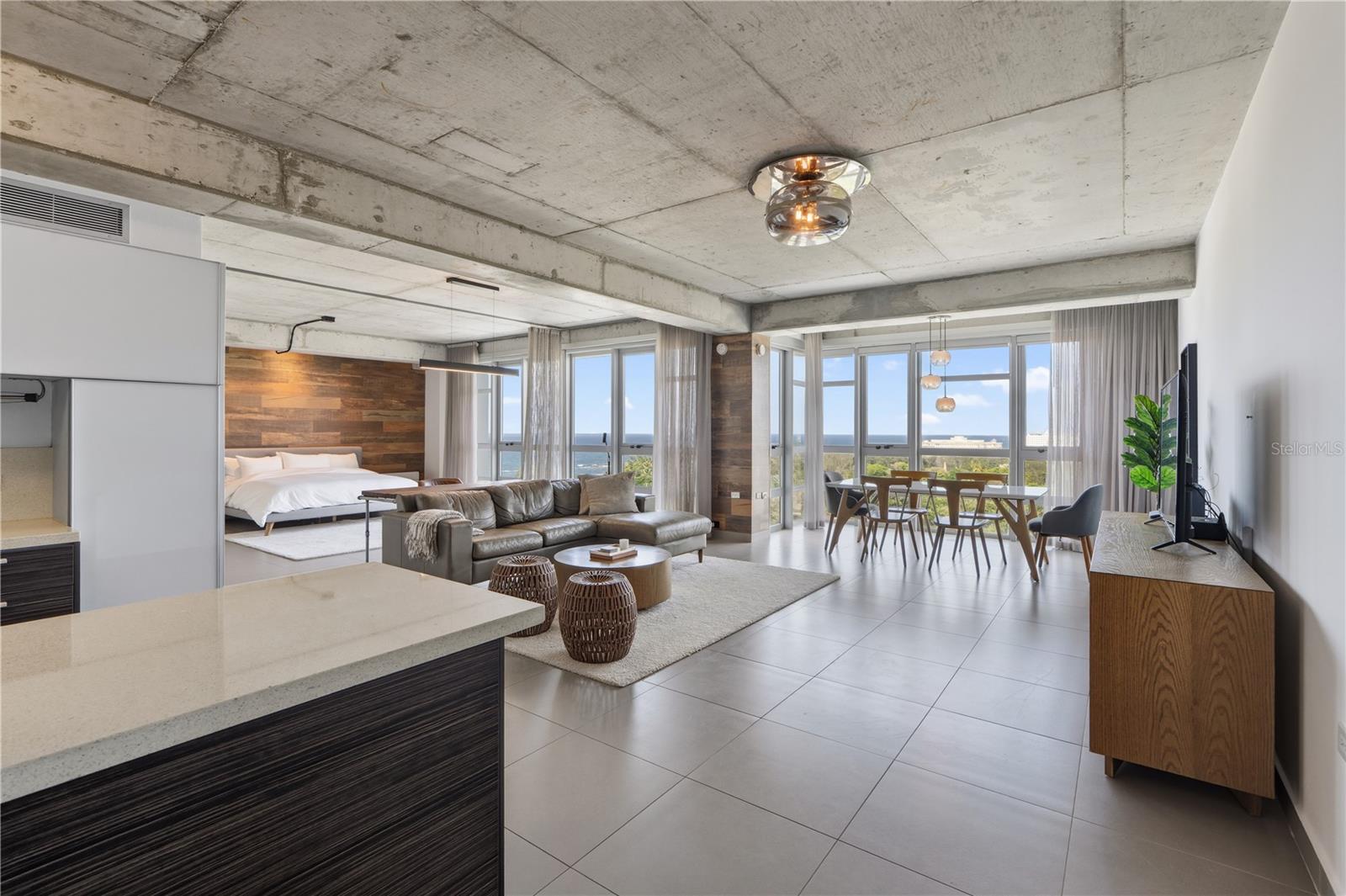 404 Ave Constitucion Atlantis #904 Property Photo 3