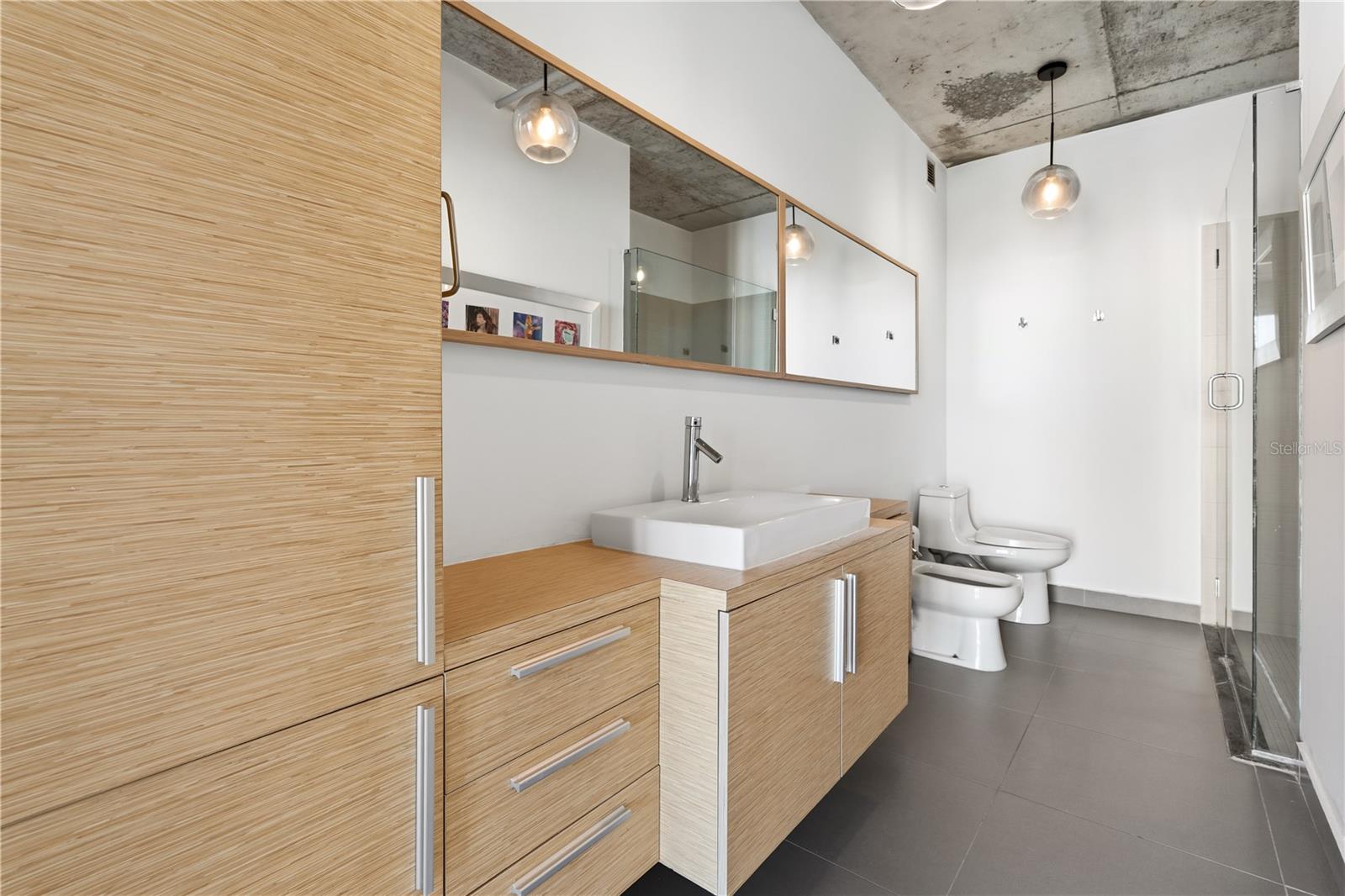 404 Ave Constitucion Atlantis #904 Property Photo 28