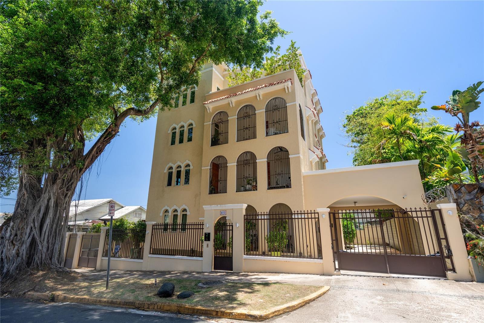 603 ELLIOT STREET #201