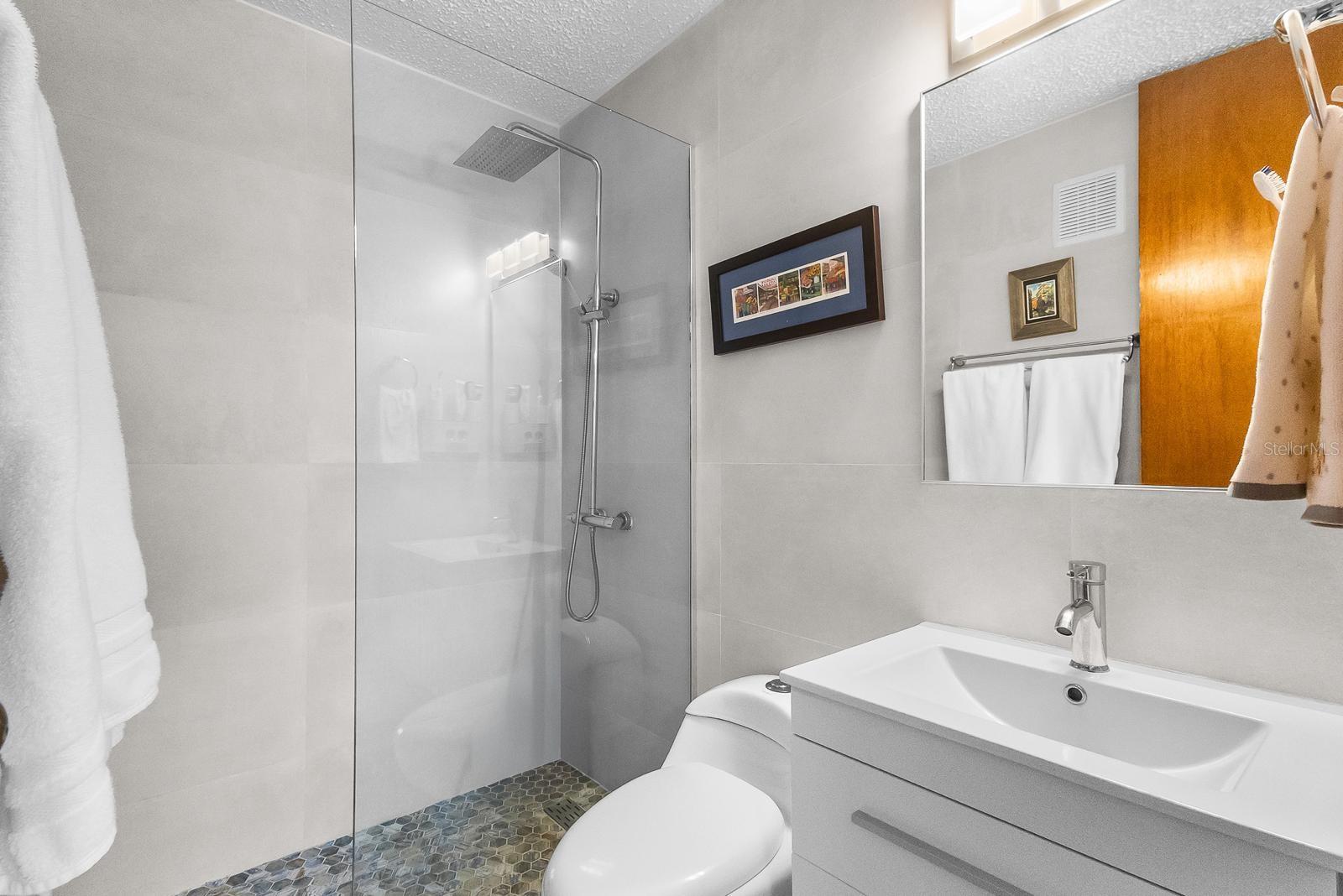 2306 Casa Del Mar #2306 Property Photo 6