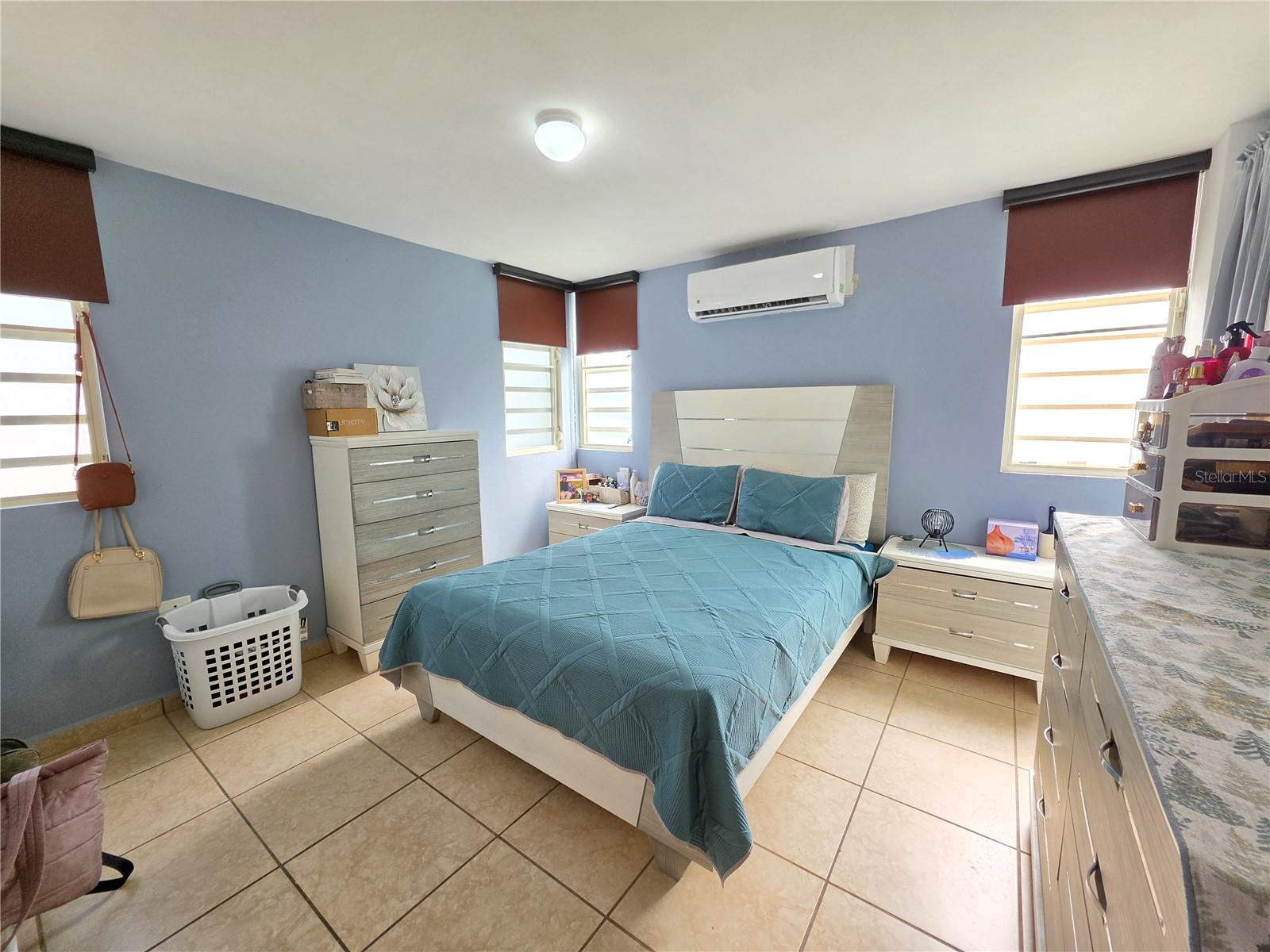838 Imperial Property Photo 3