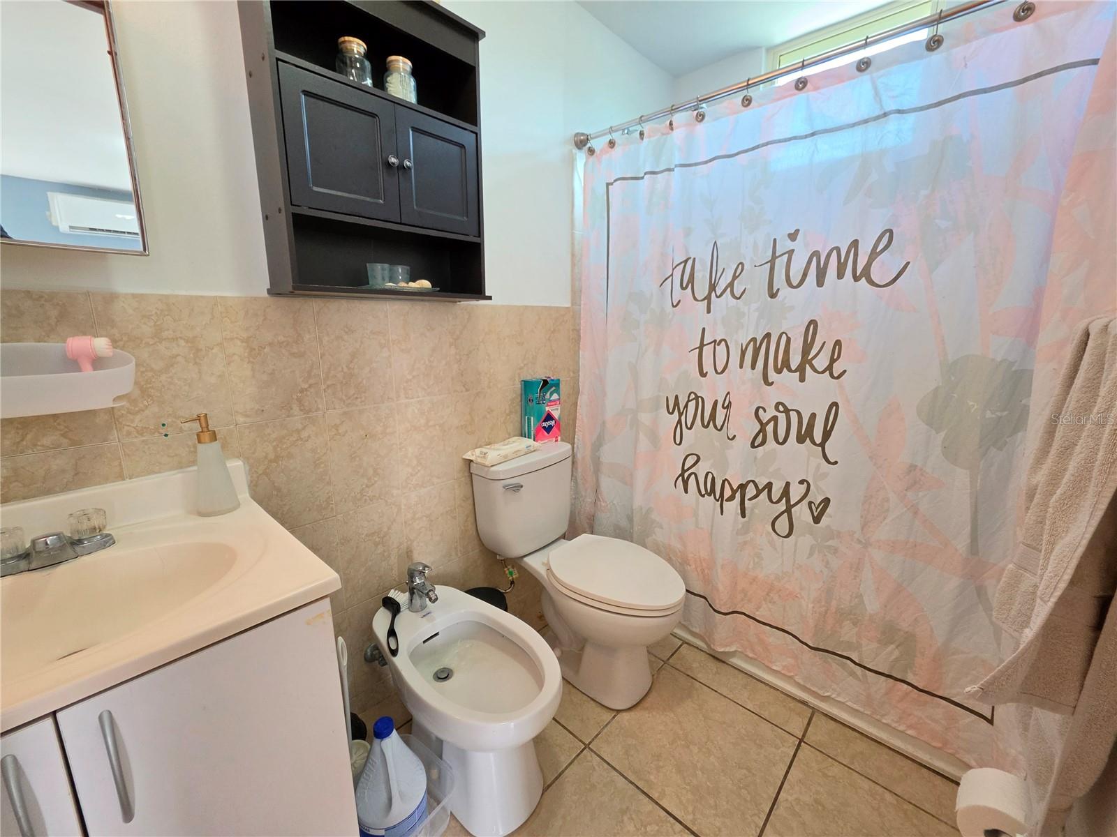 838 Imperial Property Photo 4