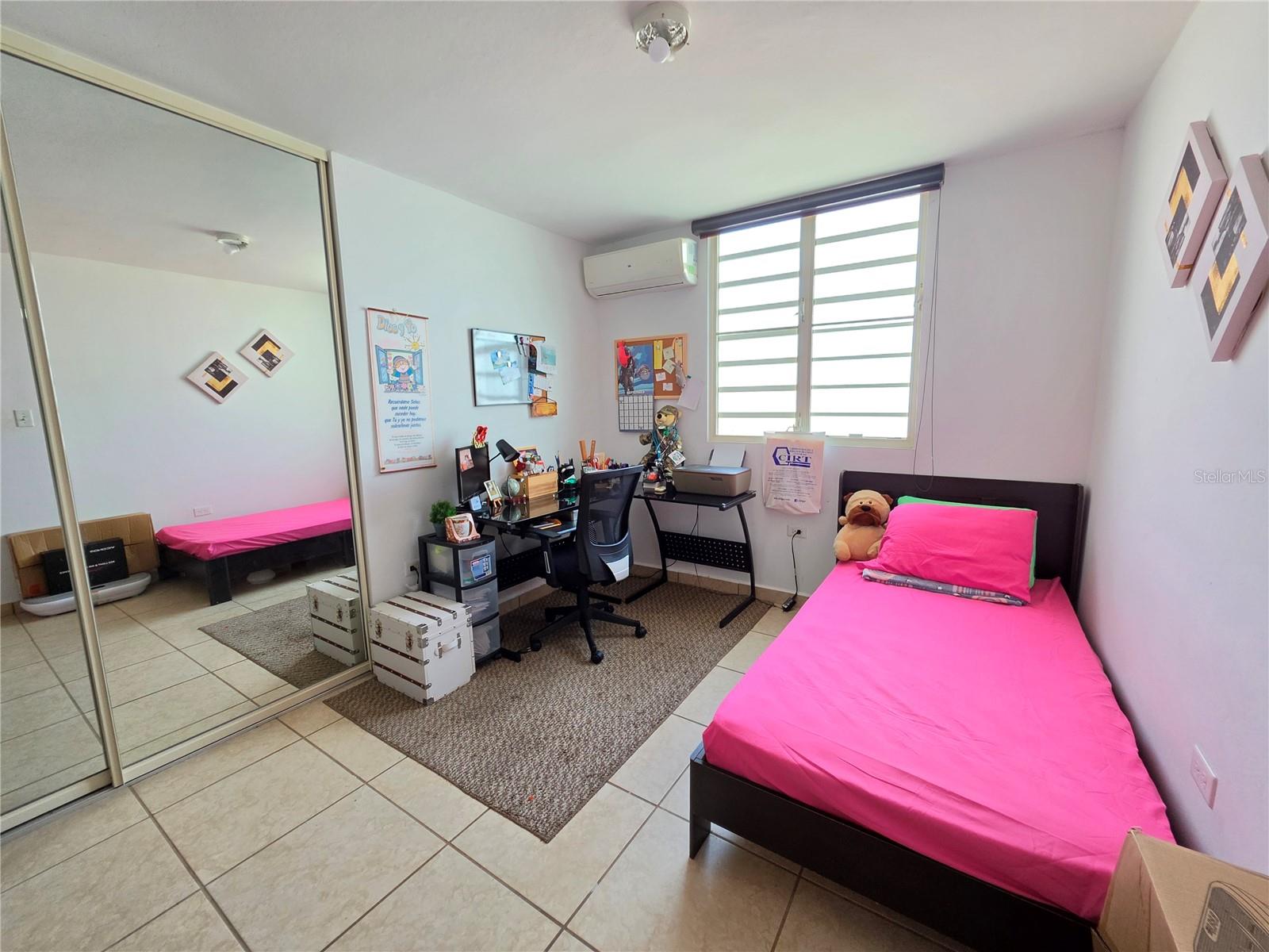 838 Imperial Property Photo 5