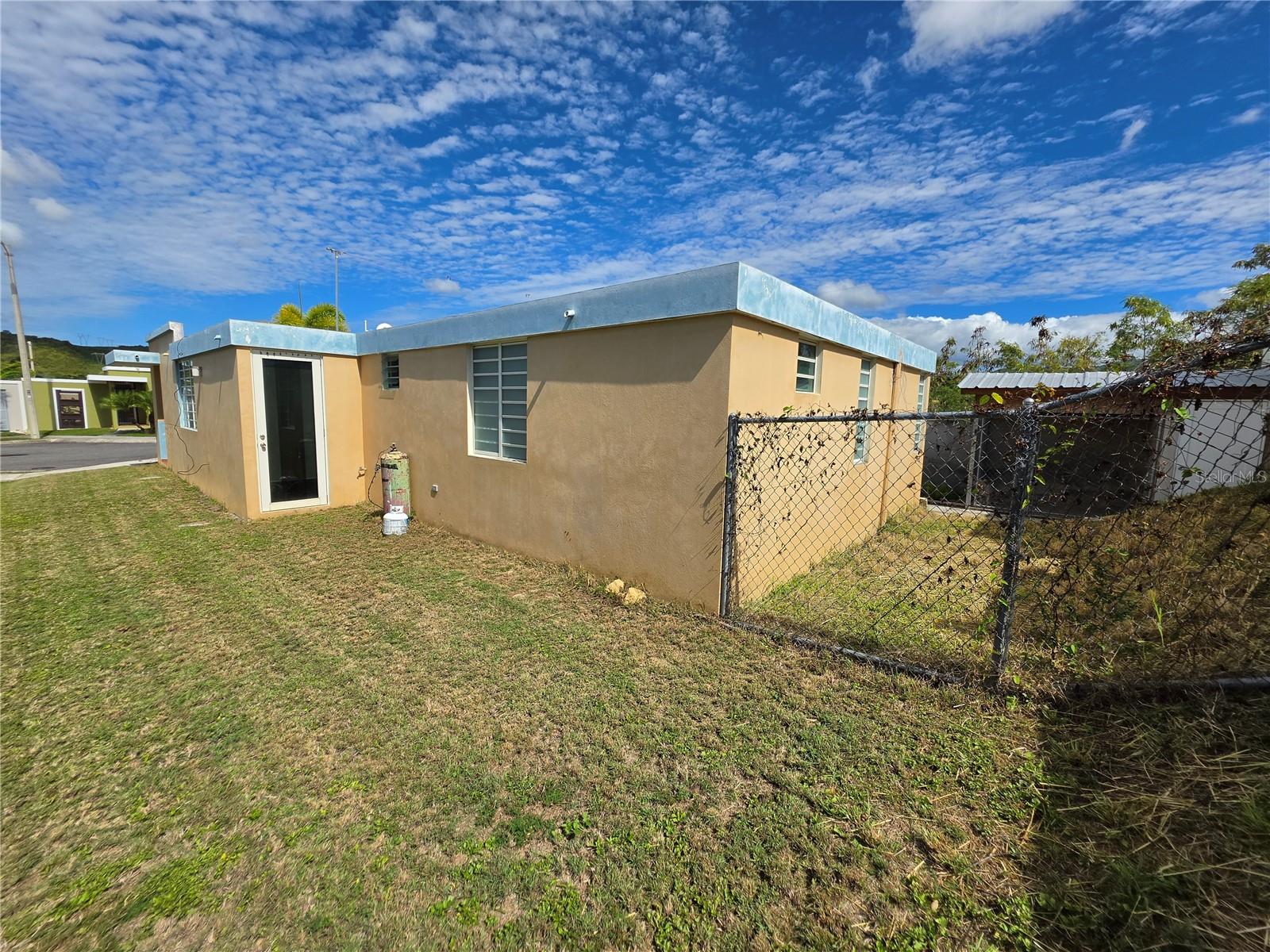 838 Imperial Property Photo 13