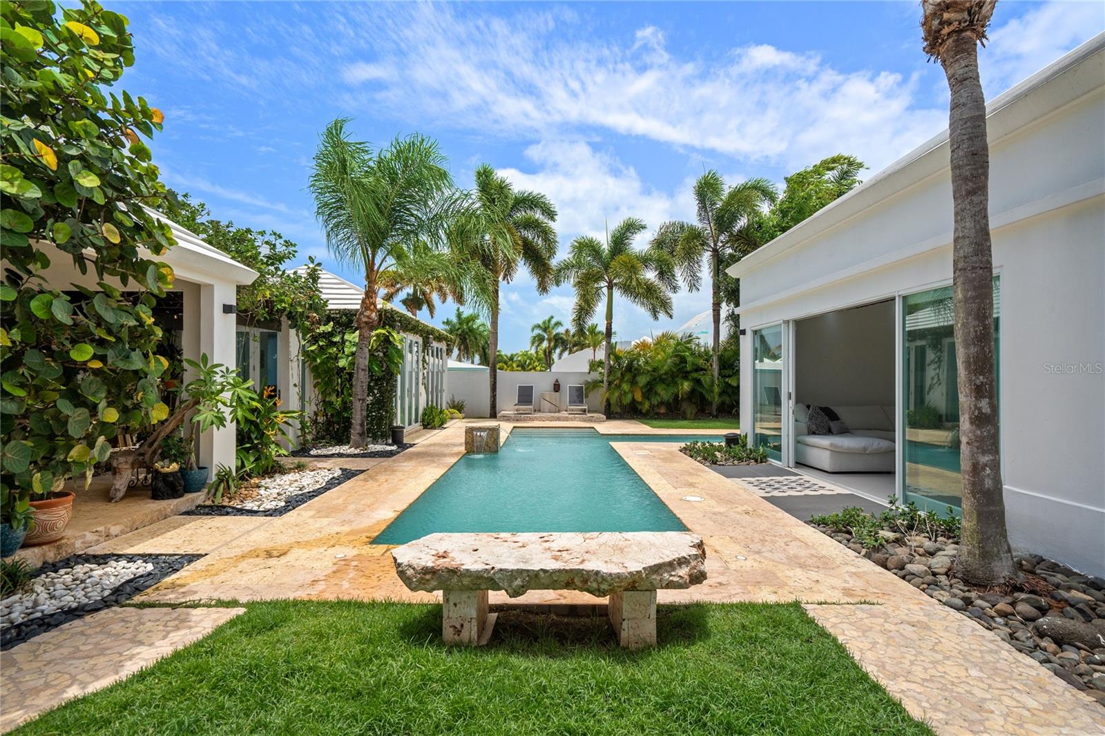 18 Paseo Las Palmas Property Photo 15
