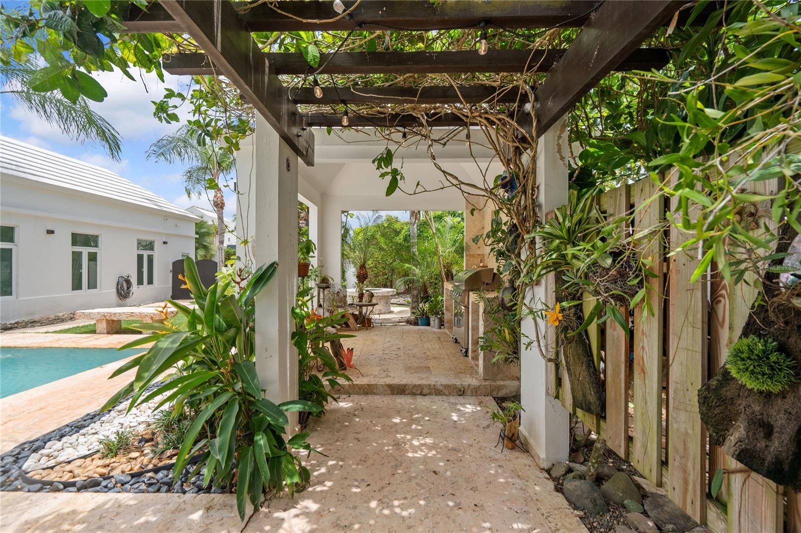 18 Paseo Las Palmas Property Photo 20