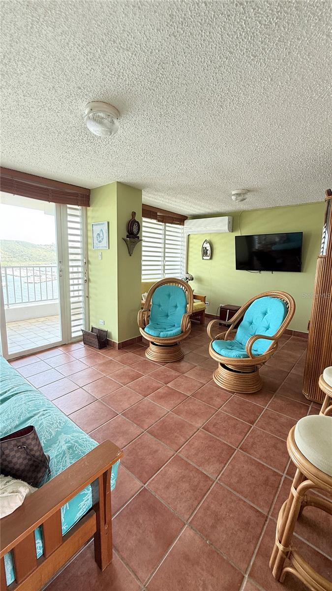 Ave Marina View Dos Marinas Ii #702 Property Photo 4