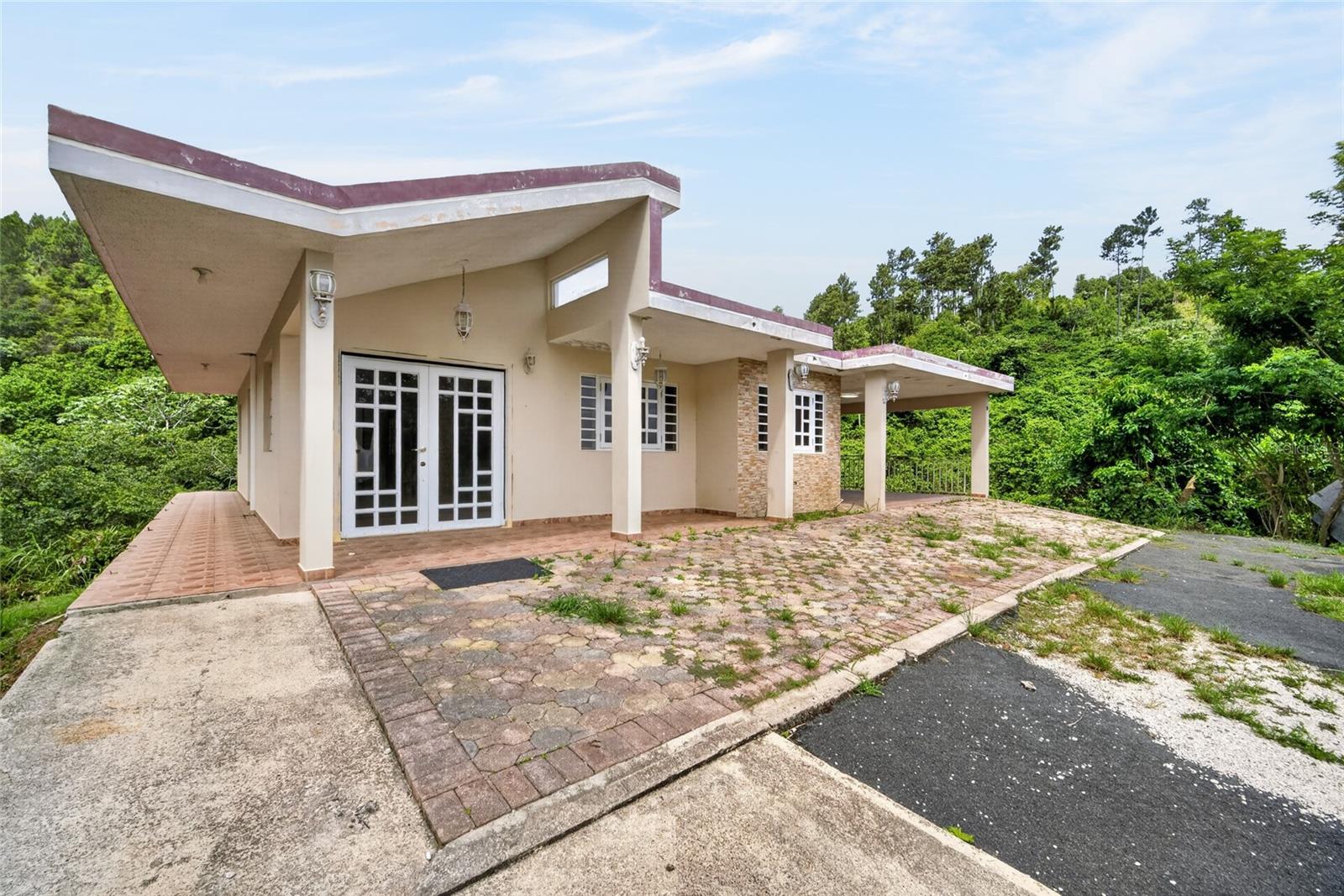 Carr 814 Km.hm 4.0 Property Photo 1