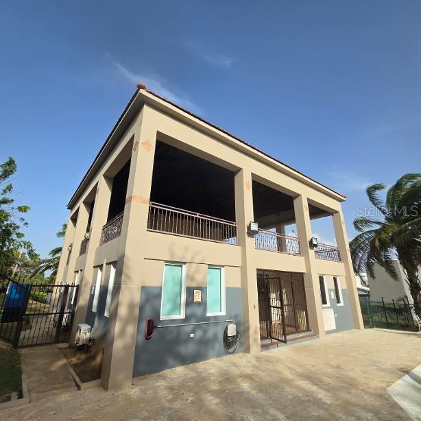1 Rubi Property Photo 33