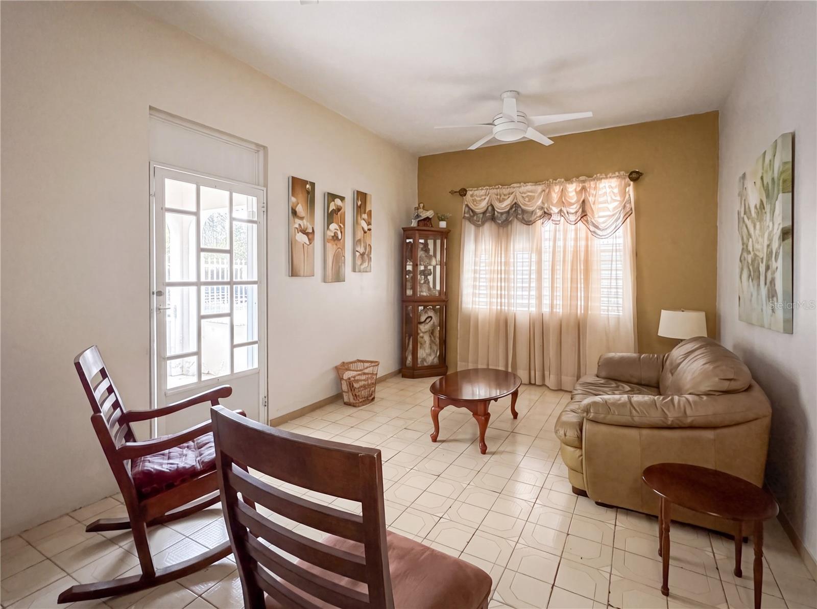 187 Romaguera St Property Photo 3