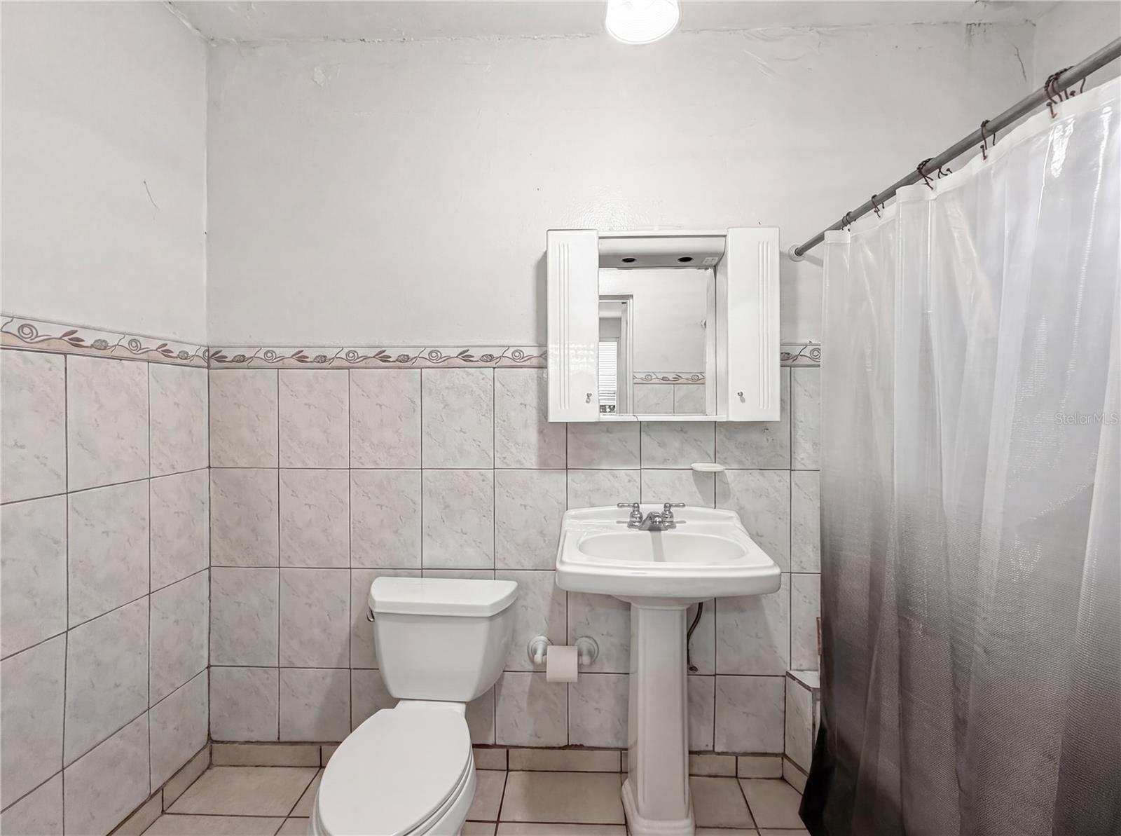 187 Romaguera St Property Photo 11