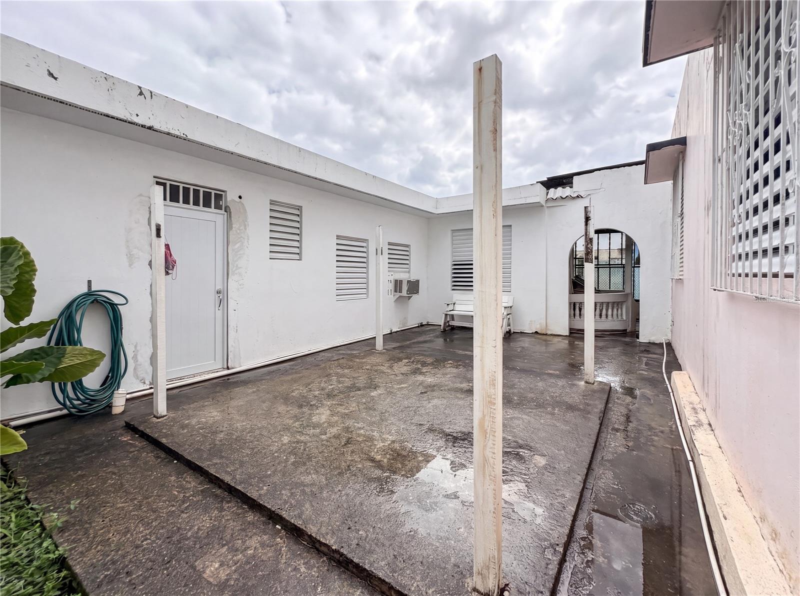 187 Romaguera St Property Photo 14