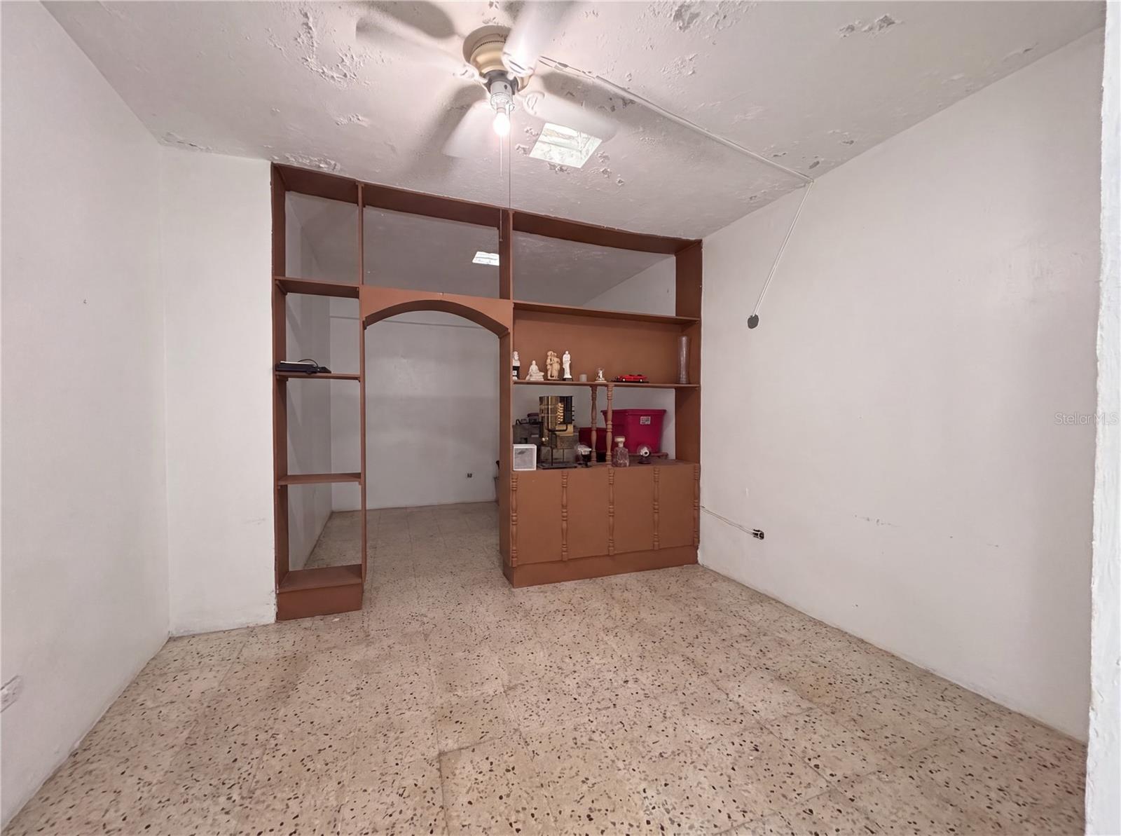 187 Romaguera St Property Photo 16