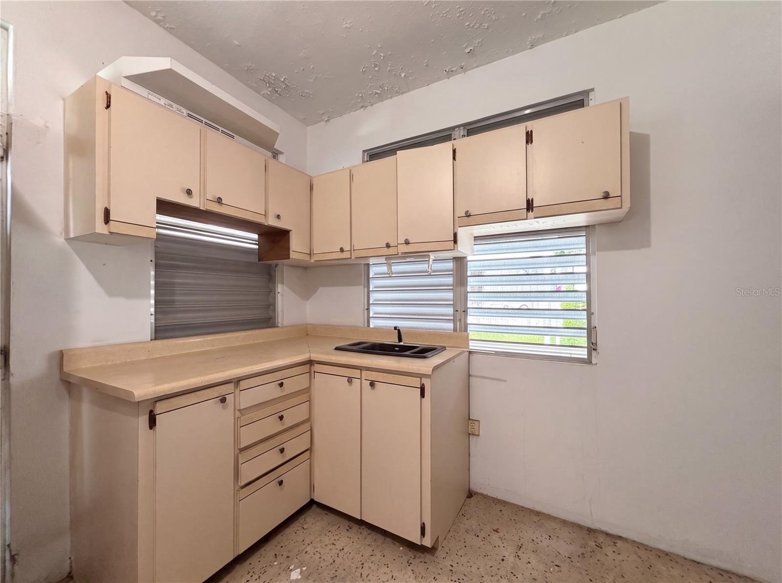 187 Romaguera St Property Photo 18