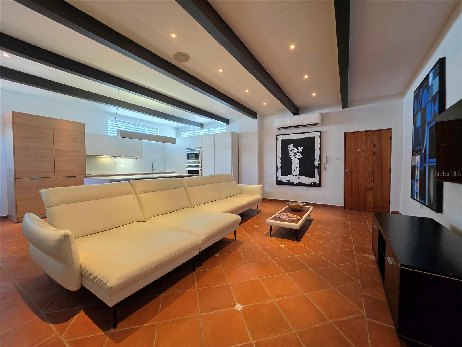258 Luna Property Photo 13