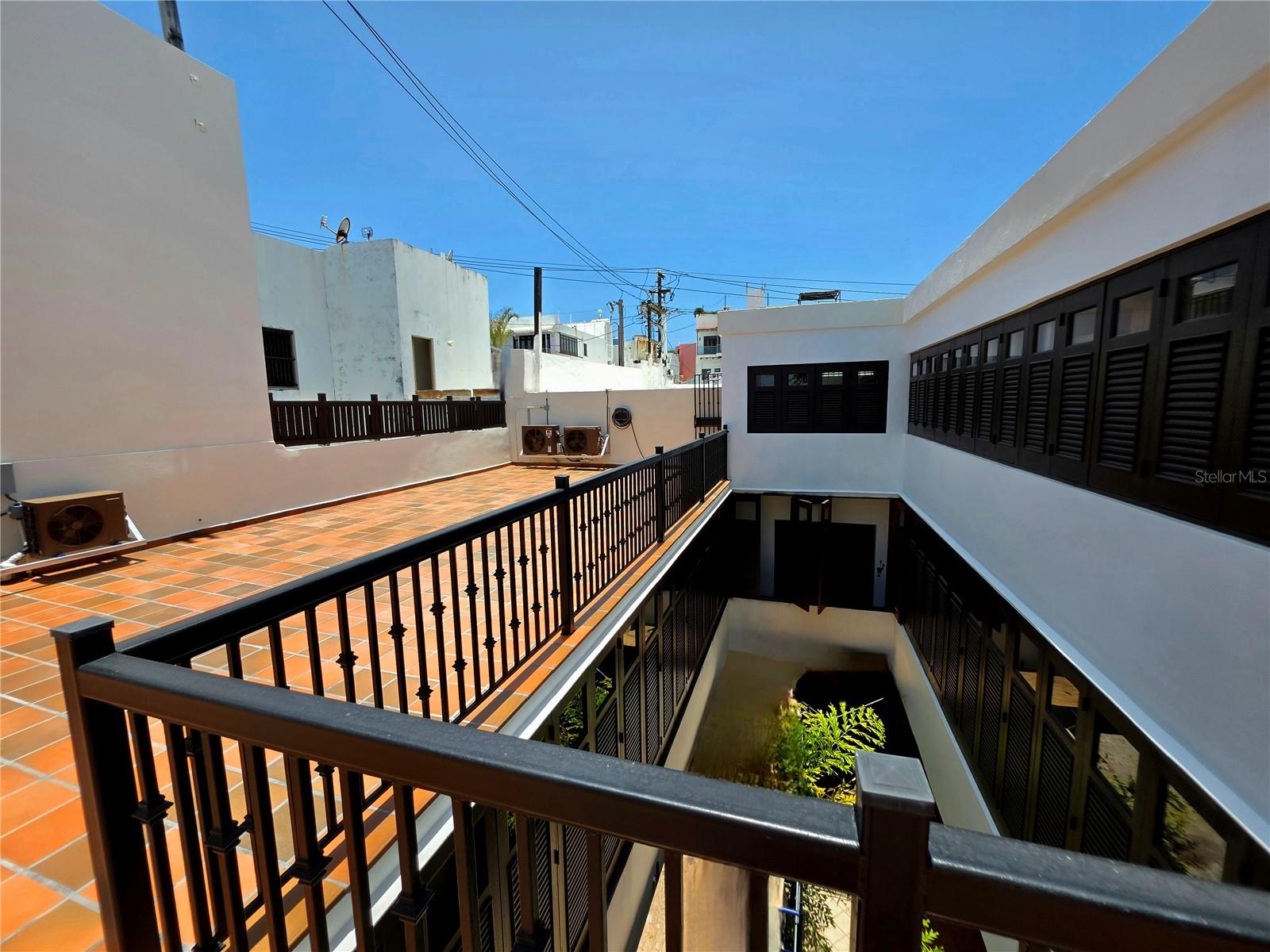 258 Luna Property Photo 20