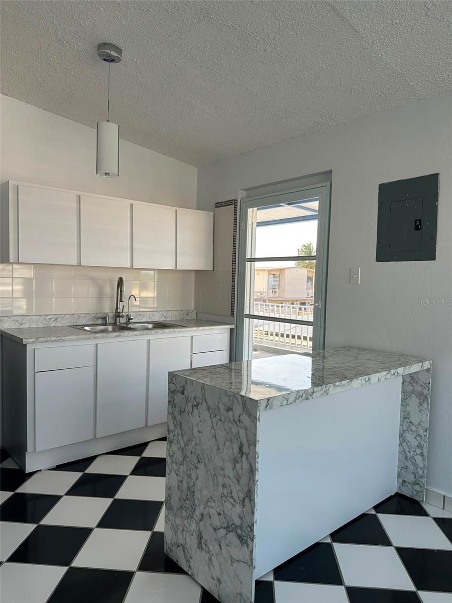 7 Jardines De Country Club Dev. #b-14 Property Photo 4