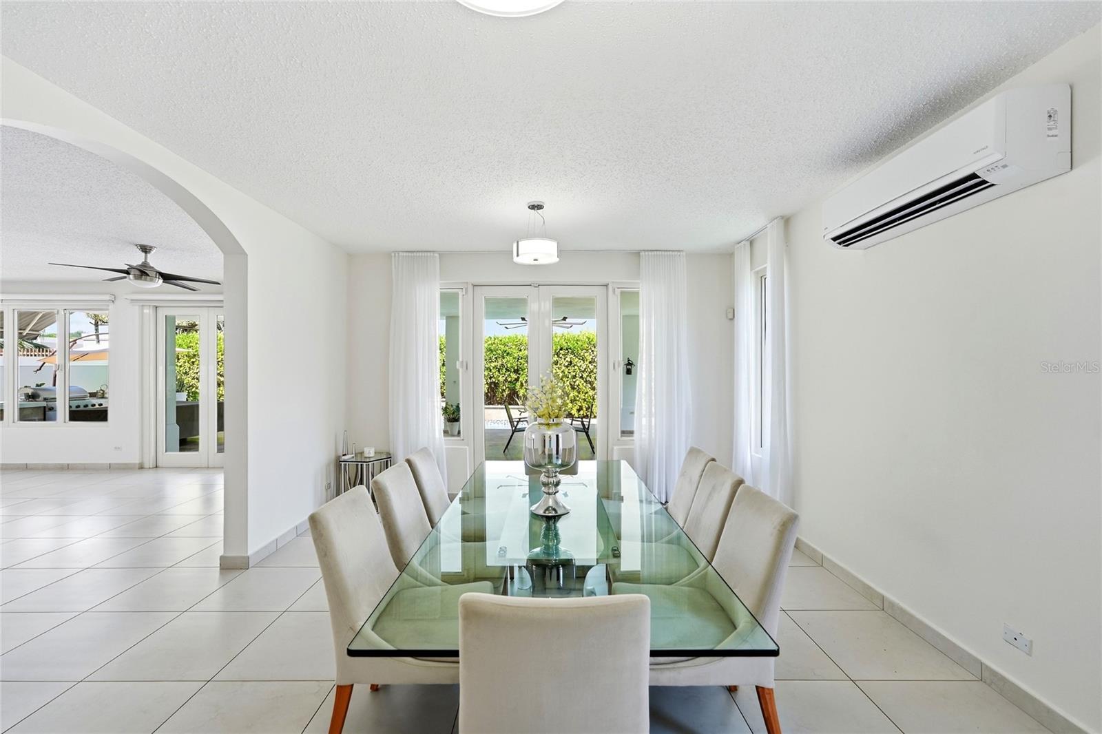 Bloque Ln Solar 27 Property Photo 4