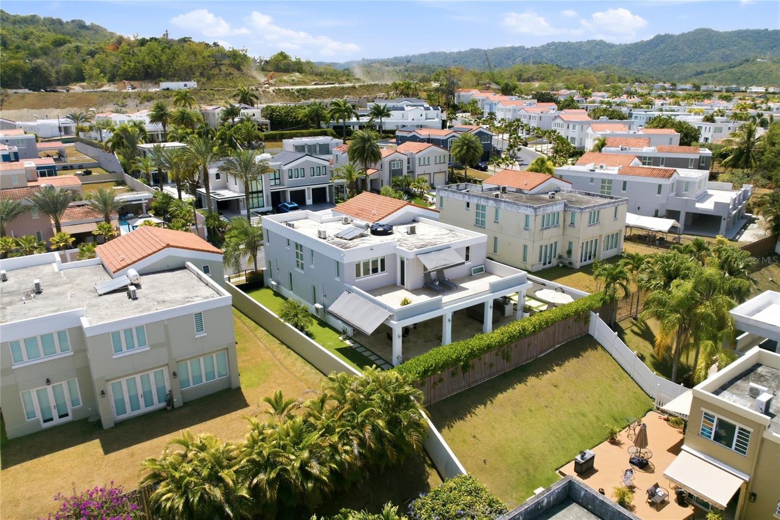 Bloque Ln Solar 27 Property Photo 6
