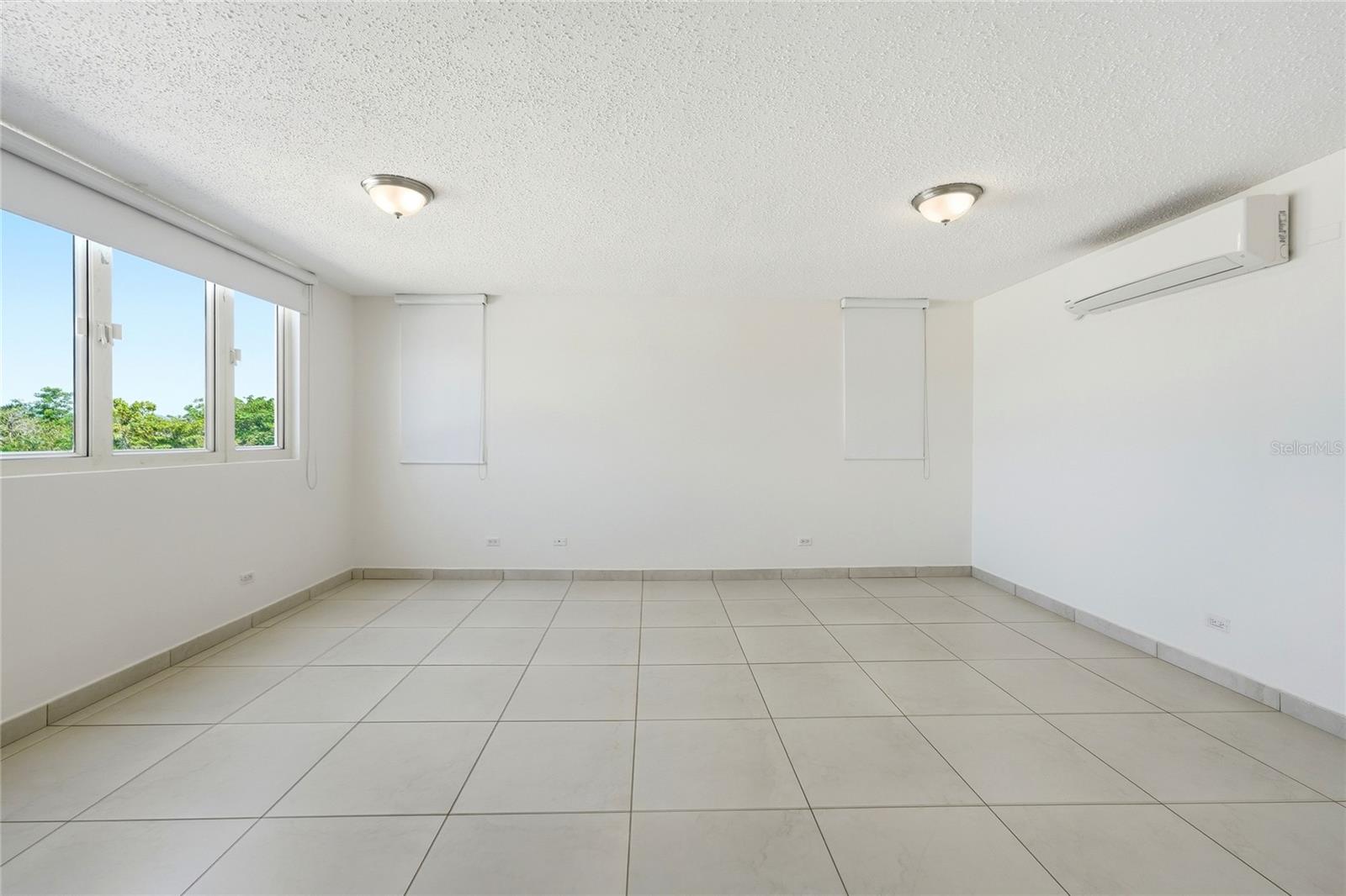 Bloque Ln Solar 27 Property Photo 18