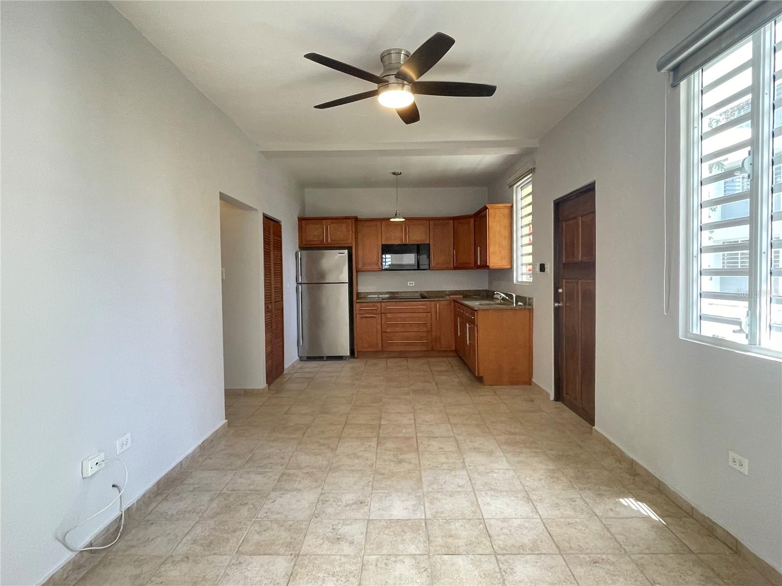 14 Cervantes #3b Property Photo 5