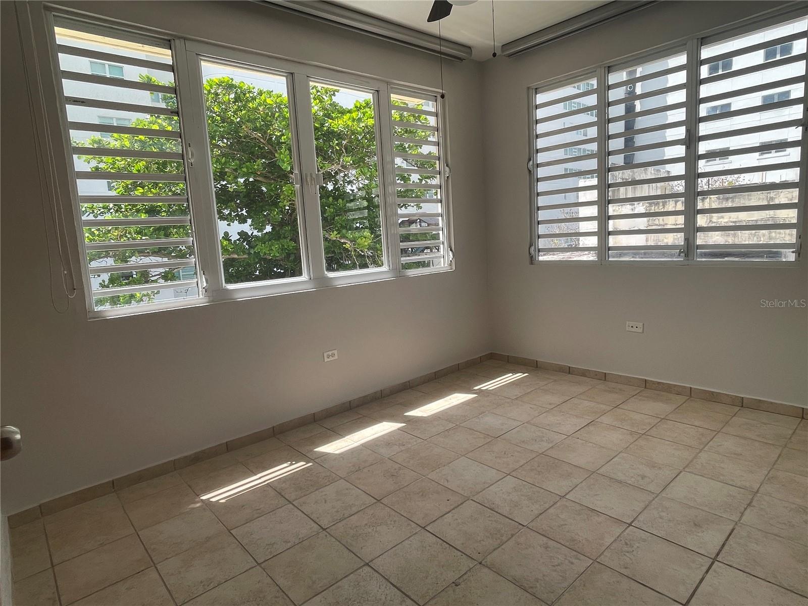 14 Cervantes #3b Property Photo 8
