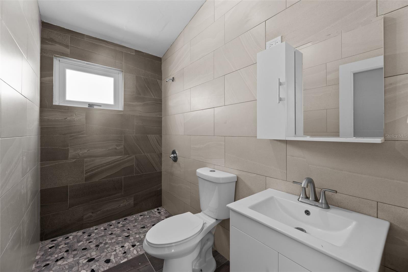Kennedy Calle Bo. Mamaeyal Sector Kikita #91-a Property Photo 37