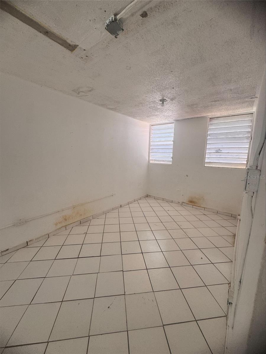 Pr-874 Cond. Los Naranjales #215 Property Photo 6
