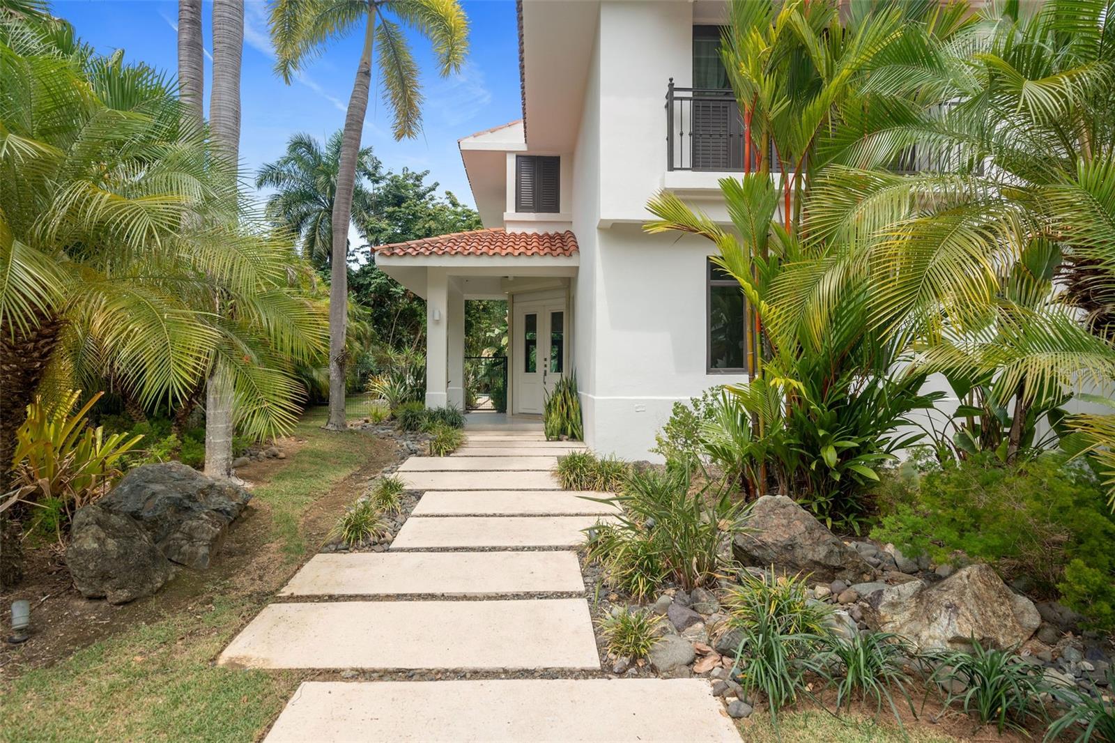 The Legends DORADO BEACH EAST #25 Property Photo 1