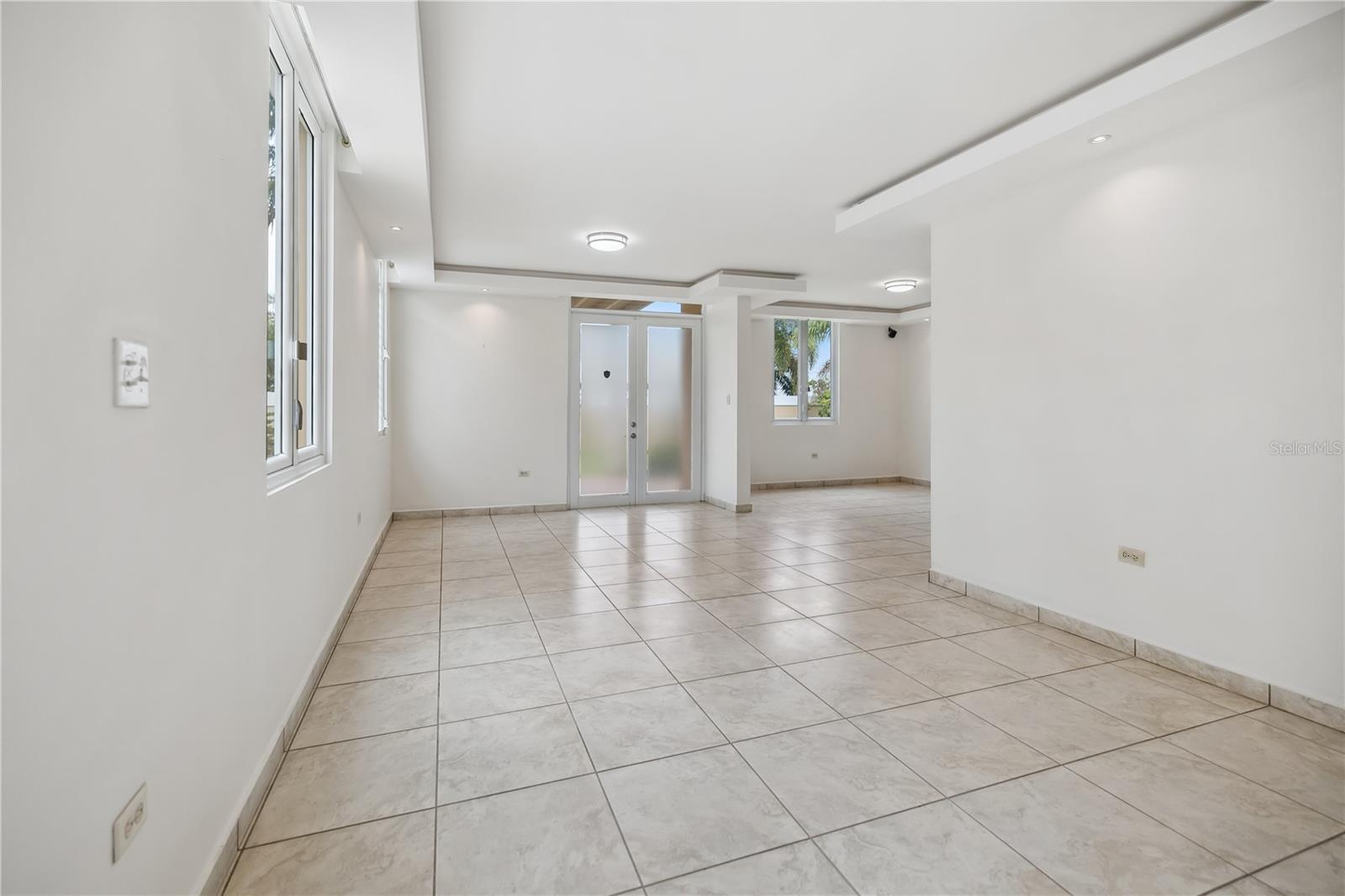 L2 Mar Mediterraneo St Property Photo 5