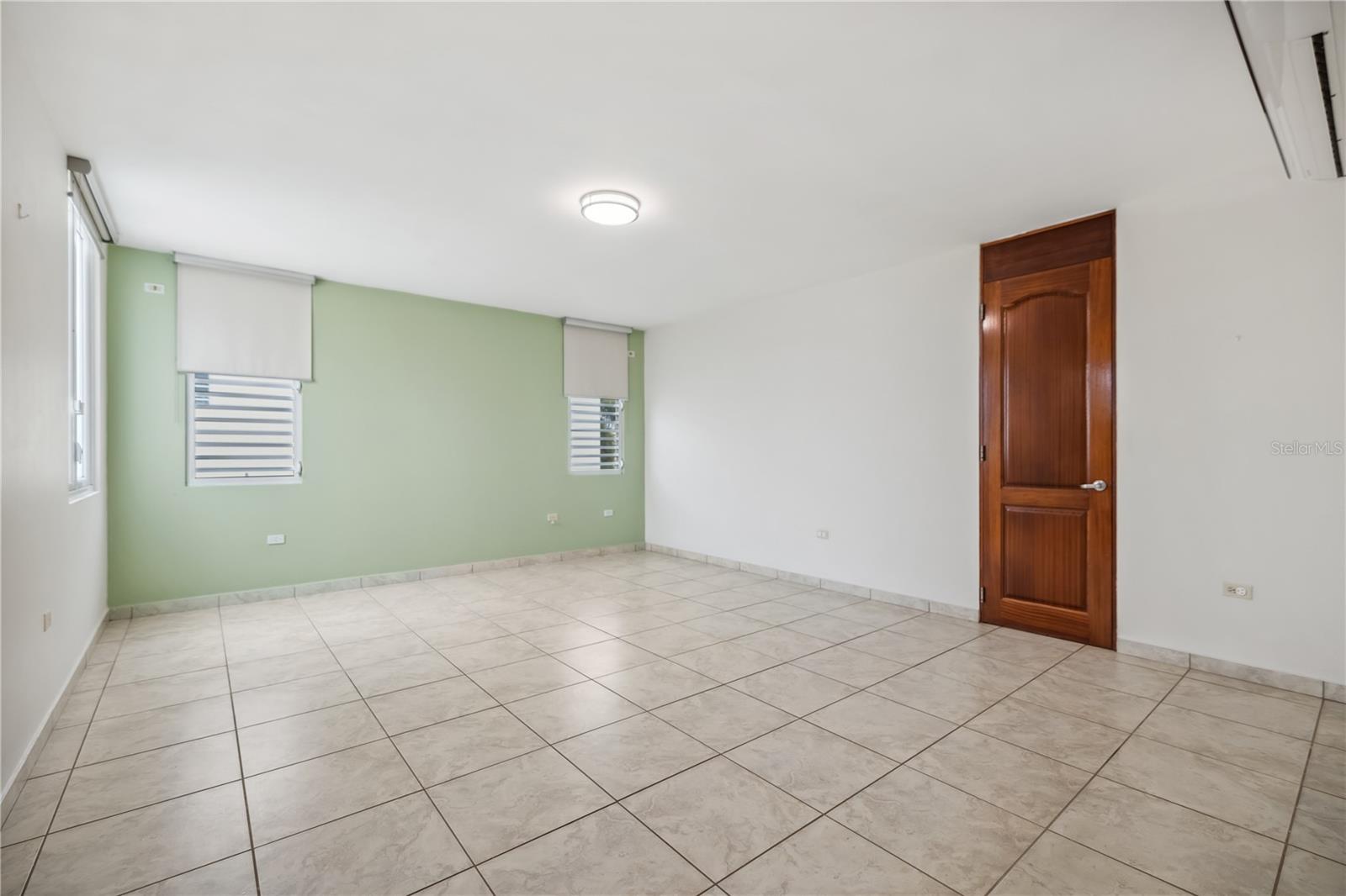 L2 Mar Mediterraneo St Property Photo 18